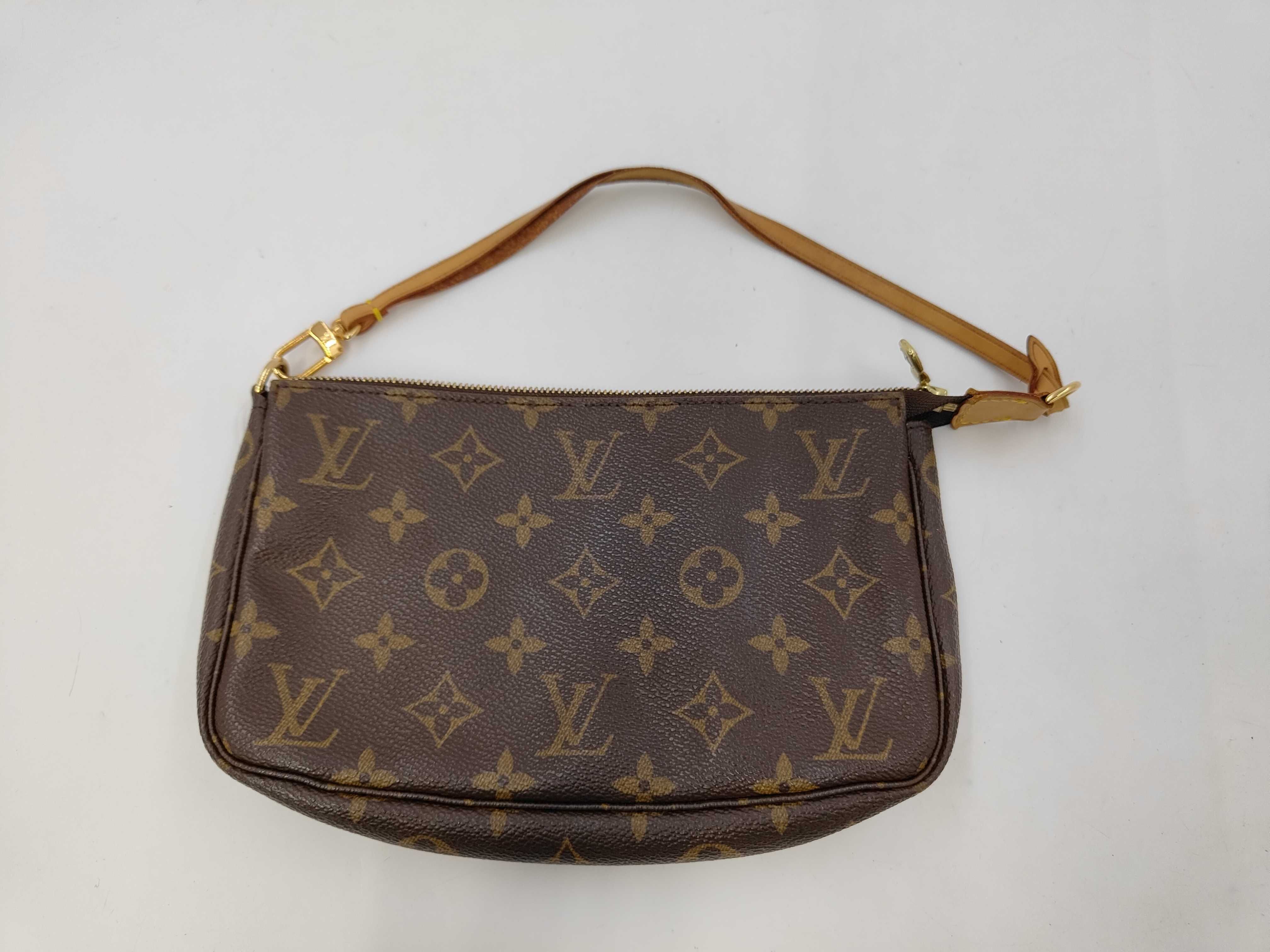 Monogram M40712 Pochette Accessoires Handbag