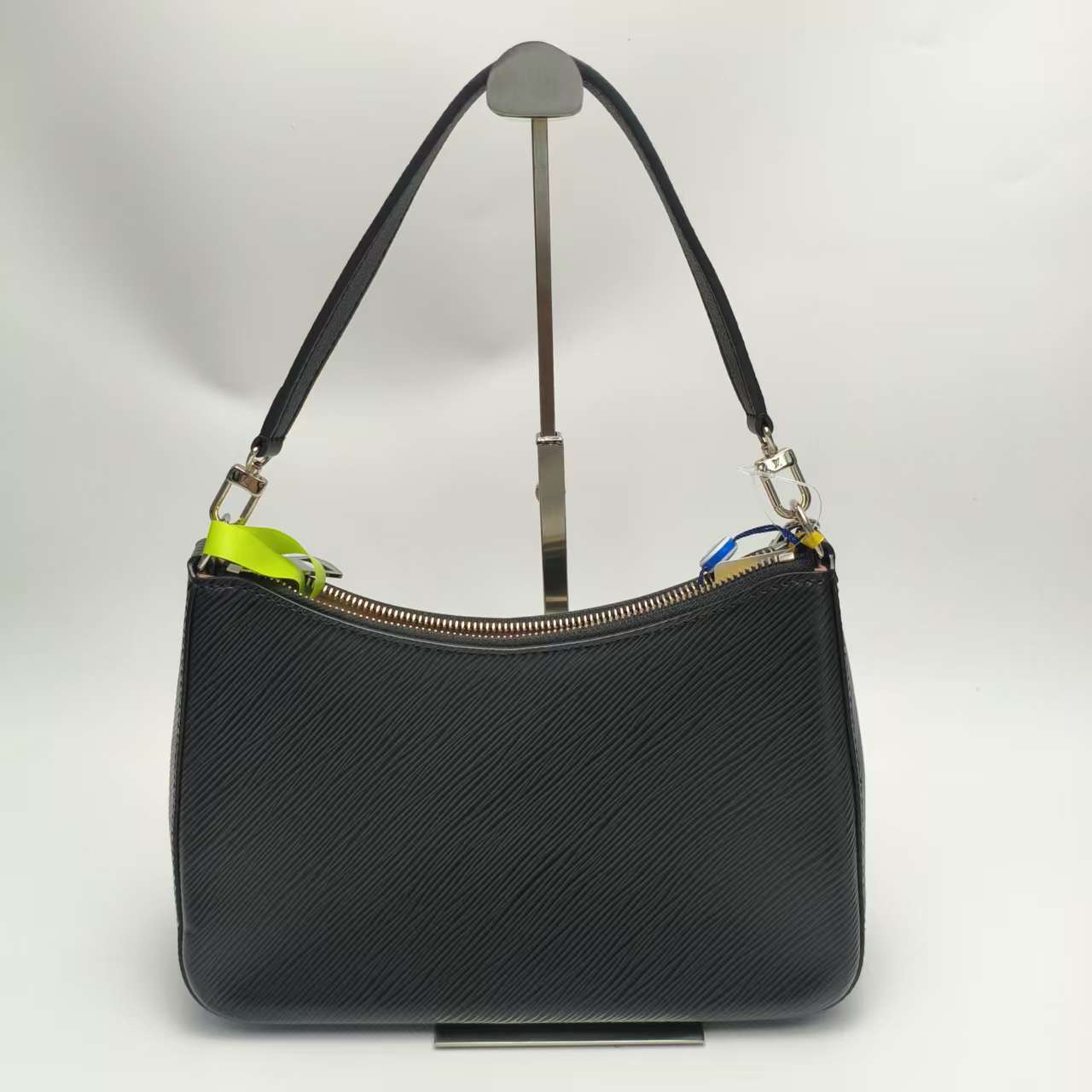 【*Shipped from: China*】LOUIS VUITTON Marelle Leather Shoulder Bag — view 2