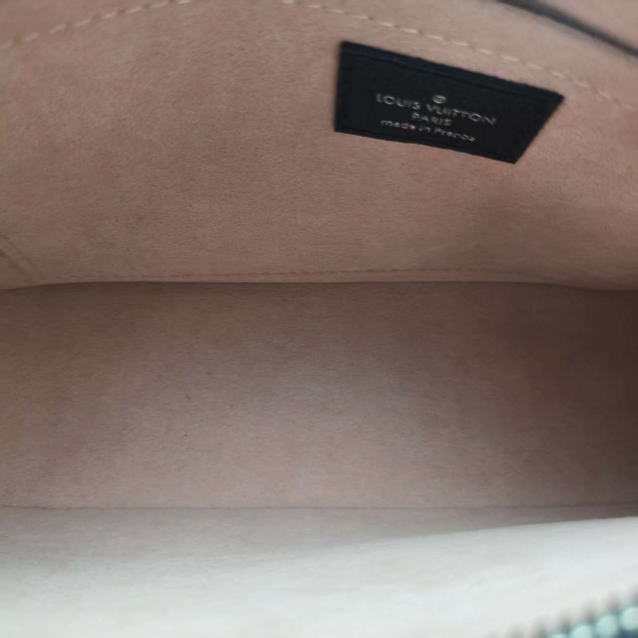 【*Shipped from: China*】LOUIS VUITTON Marelle Leather Shoulder Bag — view 8