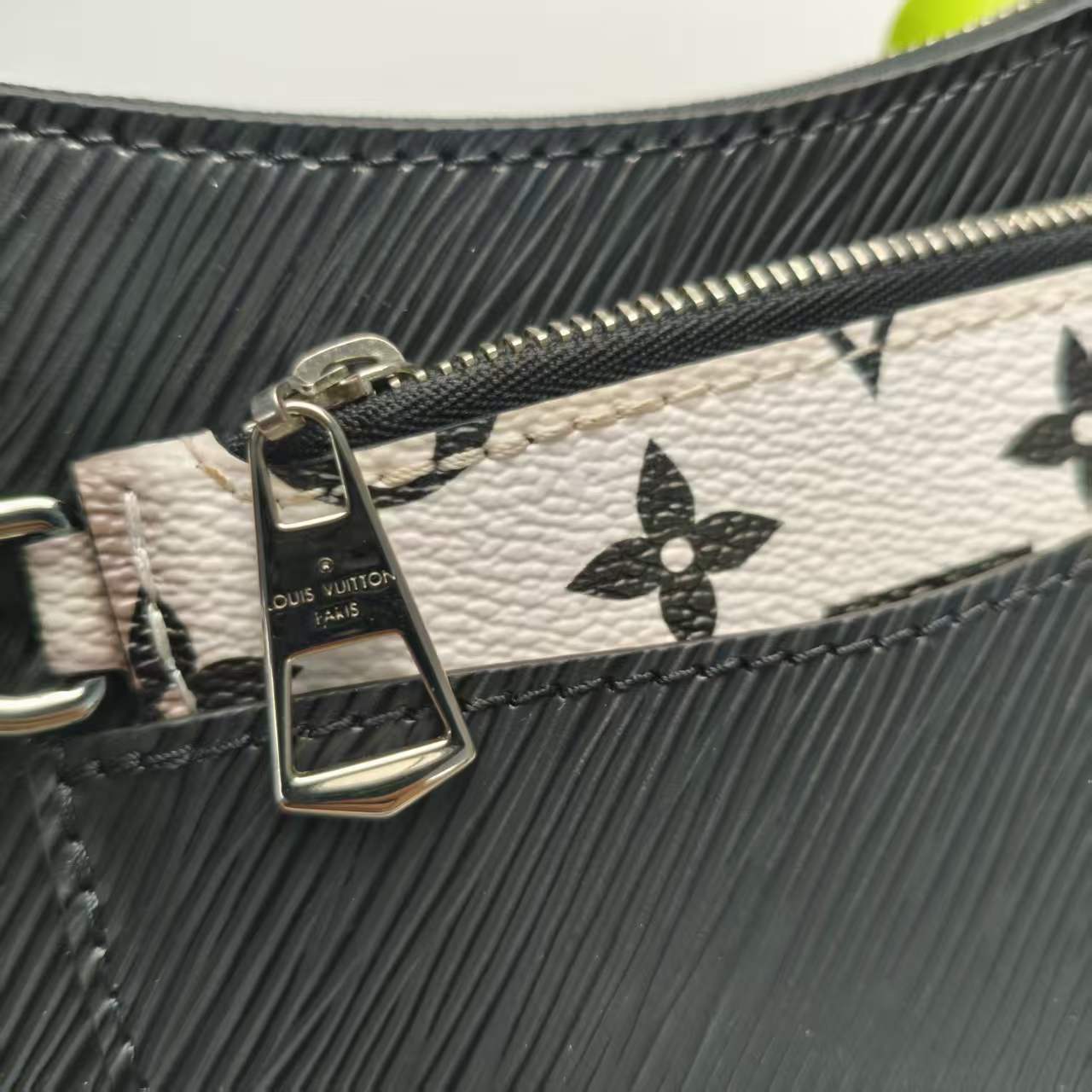【*Shipped from: China*】LOUIS VUITTON Marelle Leather Shoulder Bag — view 9
