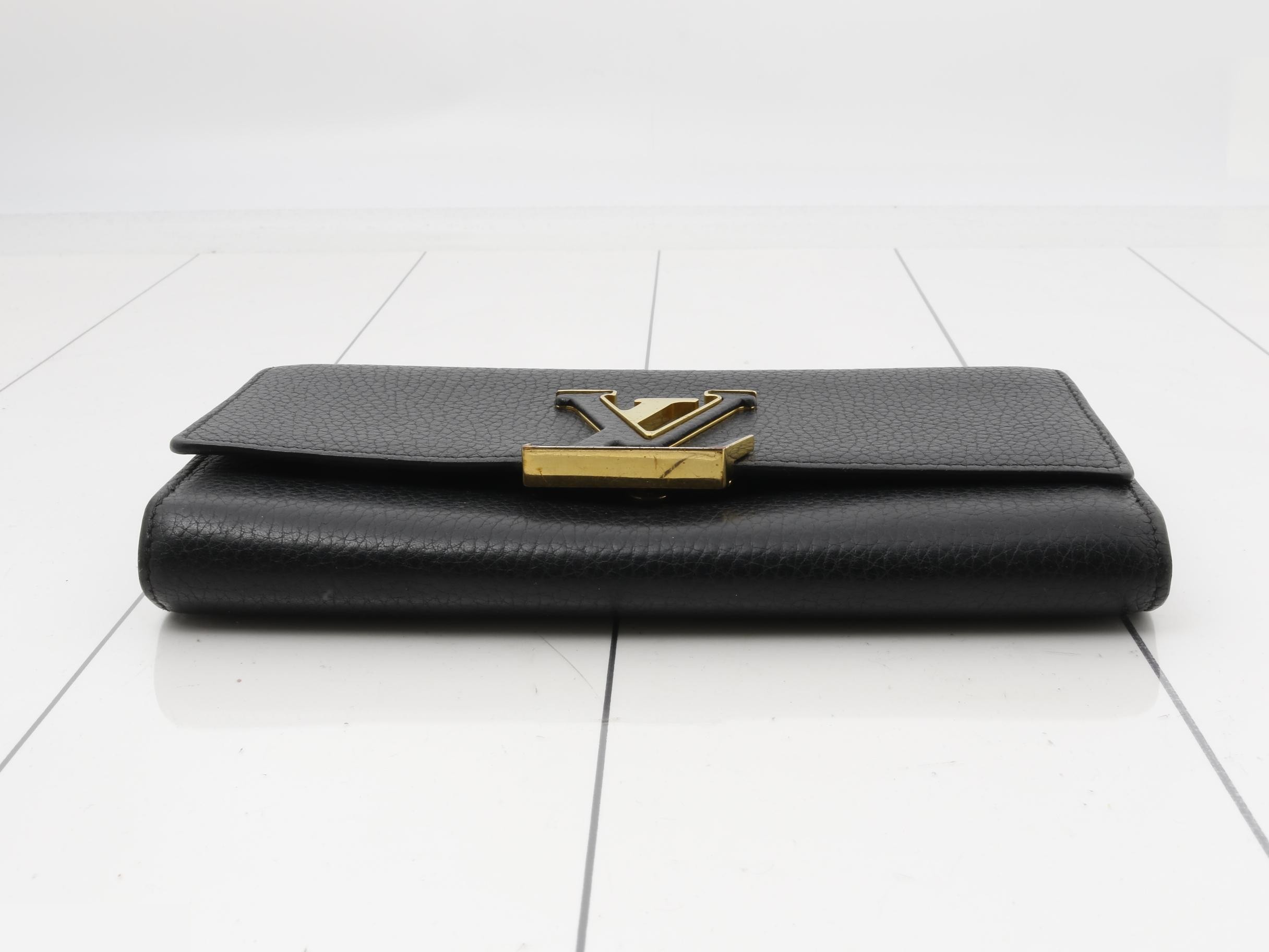 LV Taurillon Portefeuille Capucines M61248 — view 3