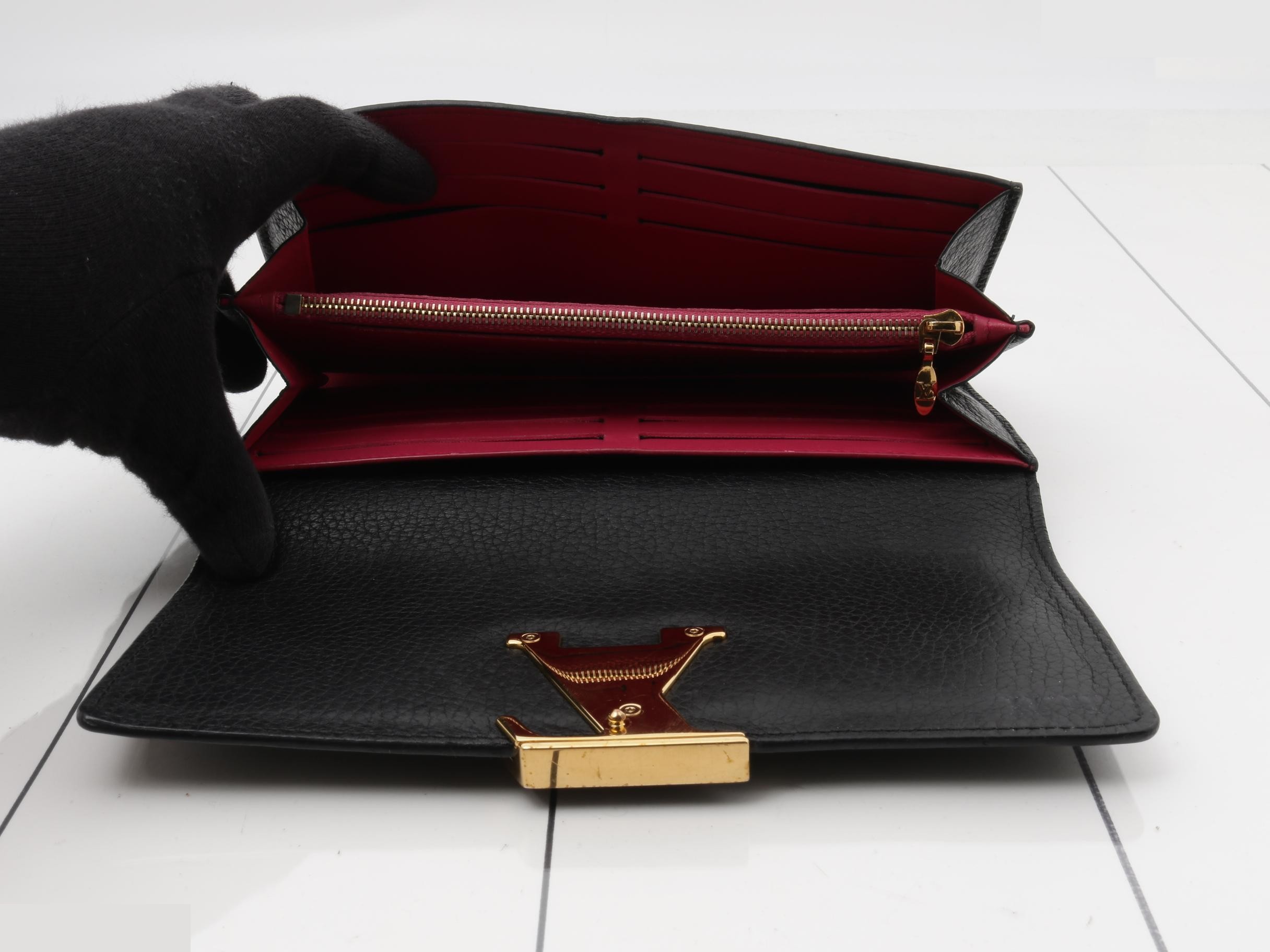 LV Taurillon Portefeuille Capucines M61248 — view 4