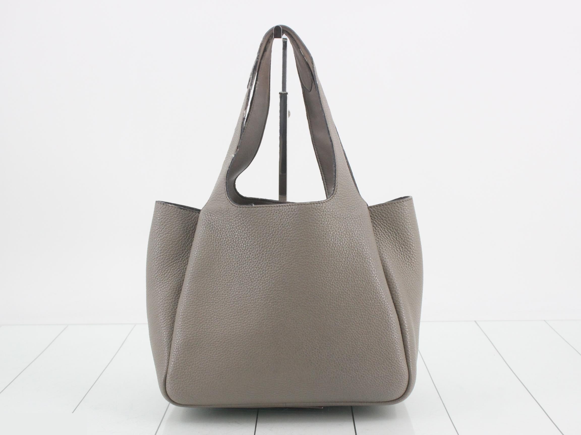 Vitello Daino Soft Leather Small Handbag — view 2
