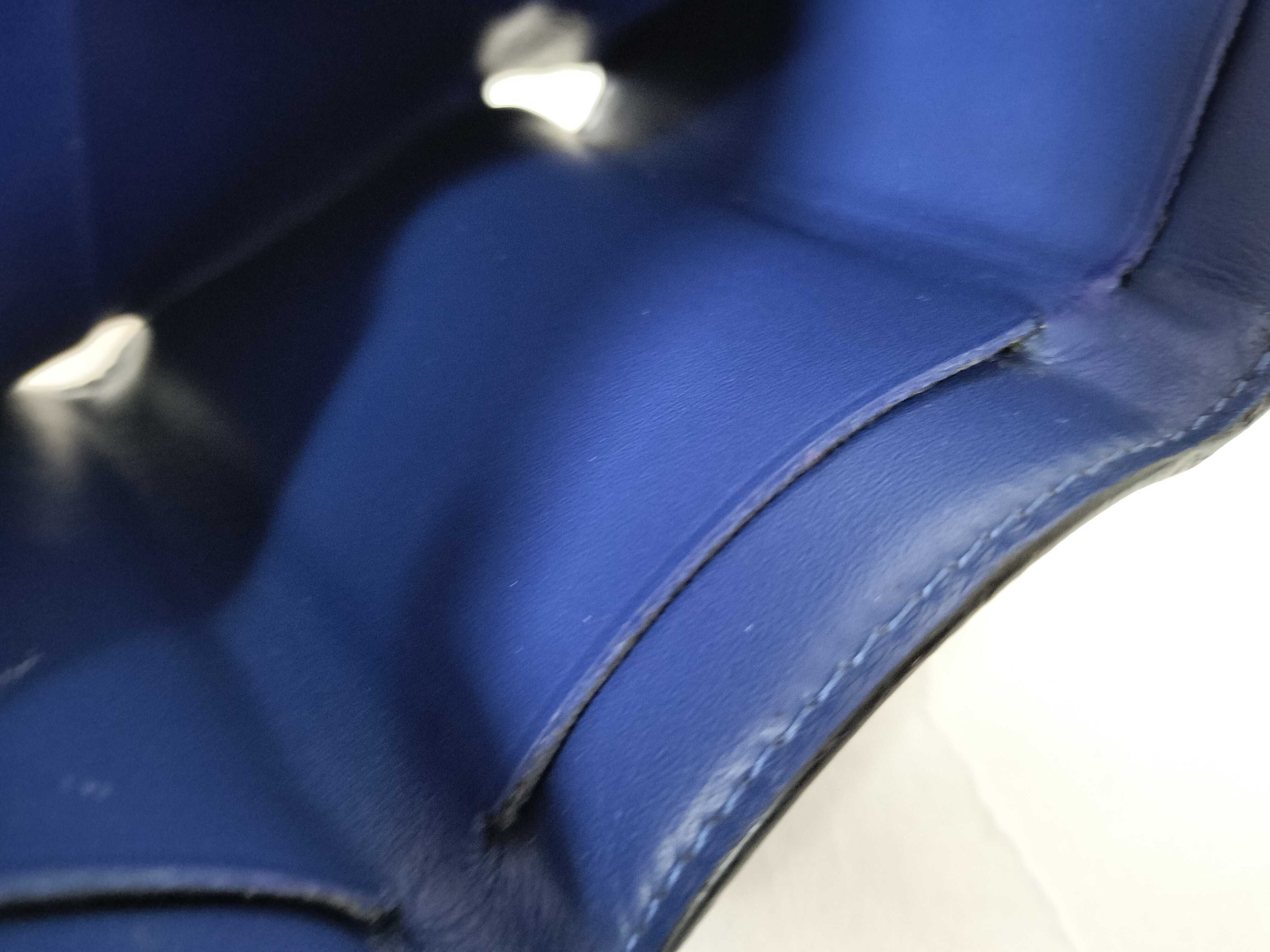 Taiga LV Taigarama Discovery Compact Blue Wallet — view 11
