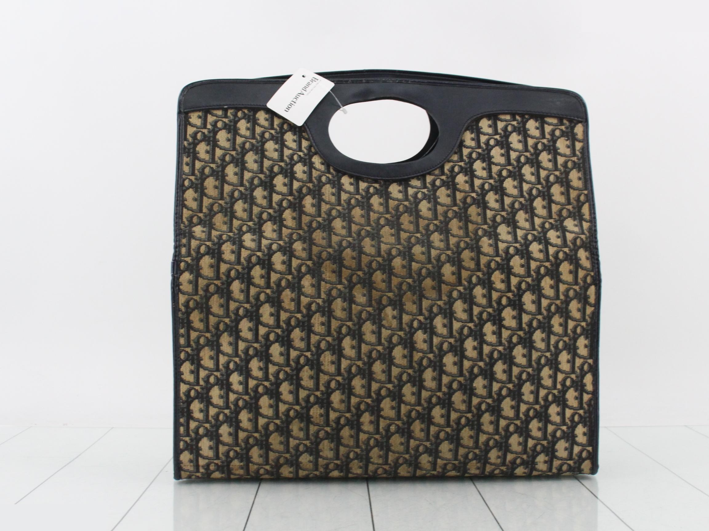 Trotter Clutch Pouch — view 2
