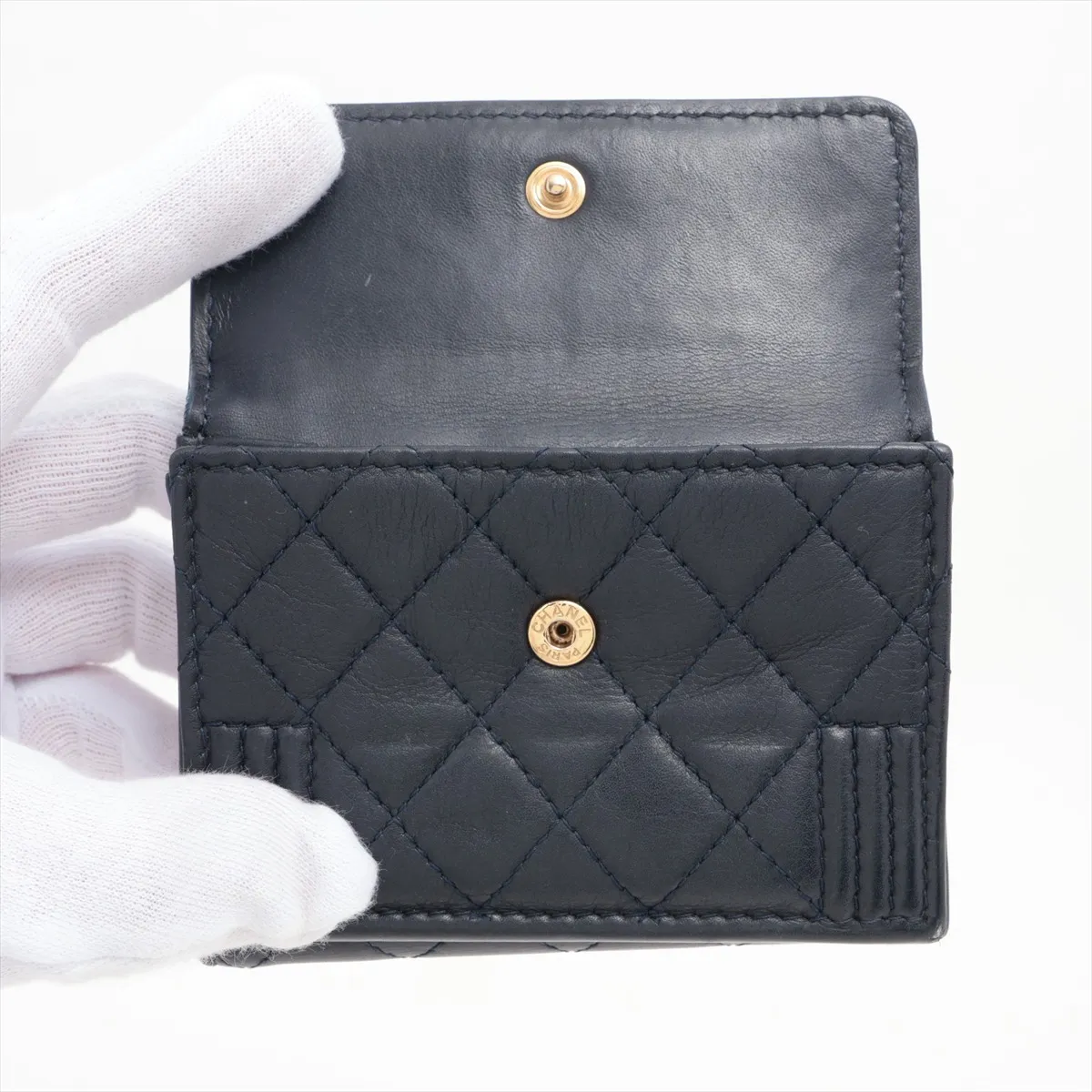 Boy Chanel Lambskin Compact Wallet, Navy, Gold Hardware, 26703461 — view 3