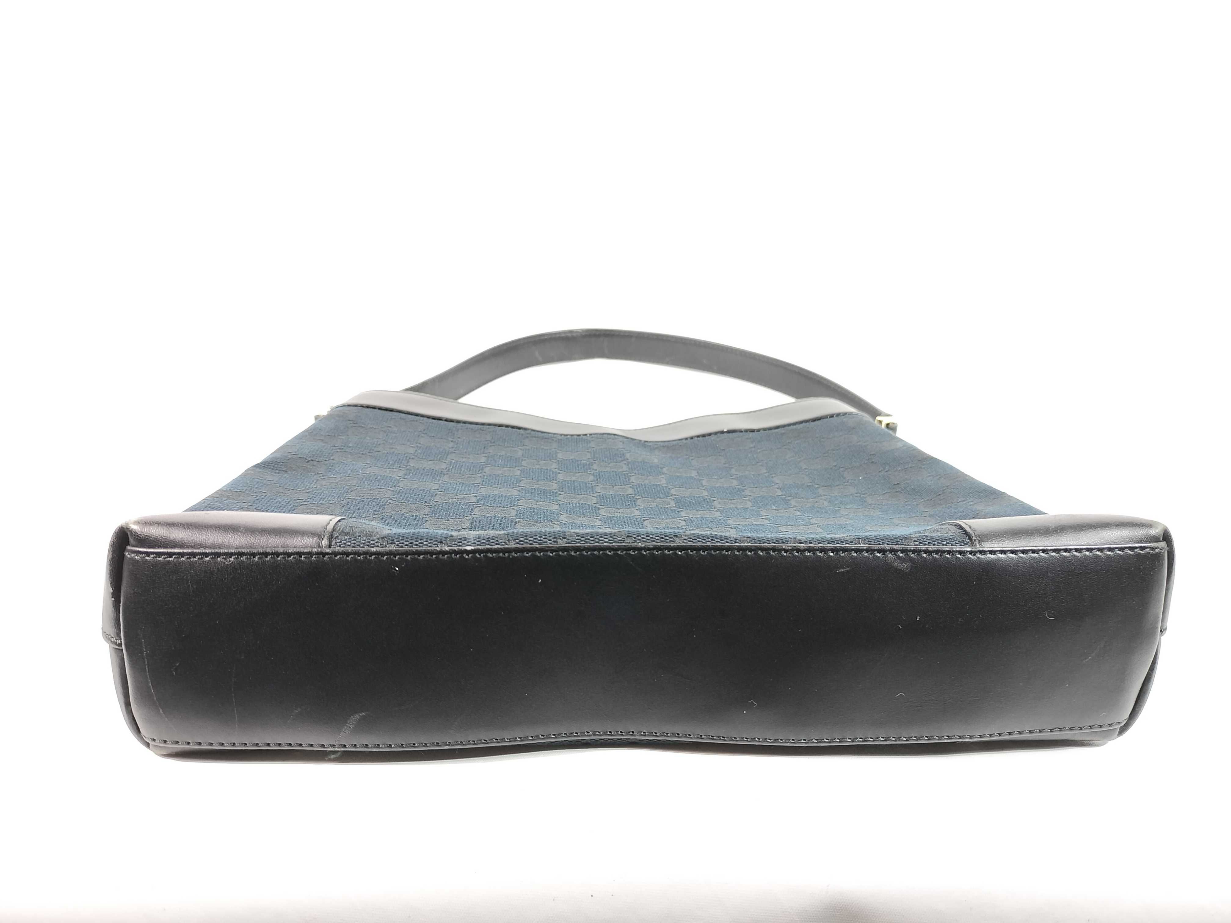 GG Canvas One Shoulder Bag Handbag — view 7