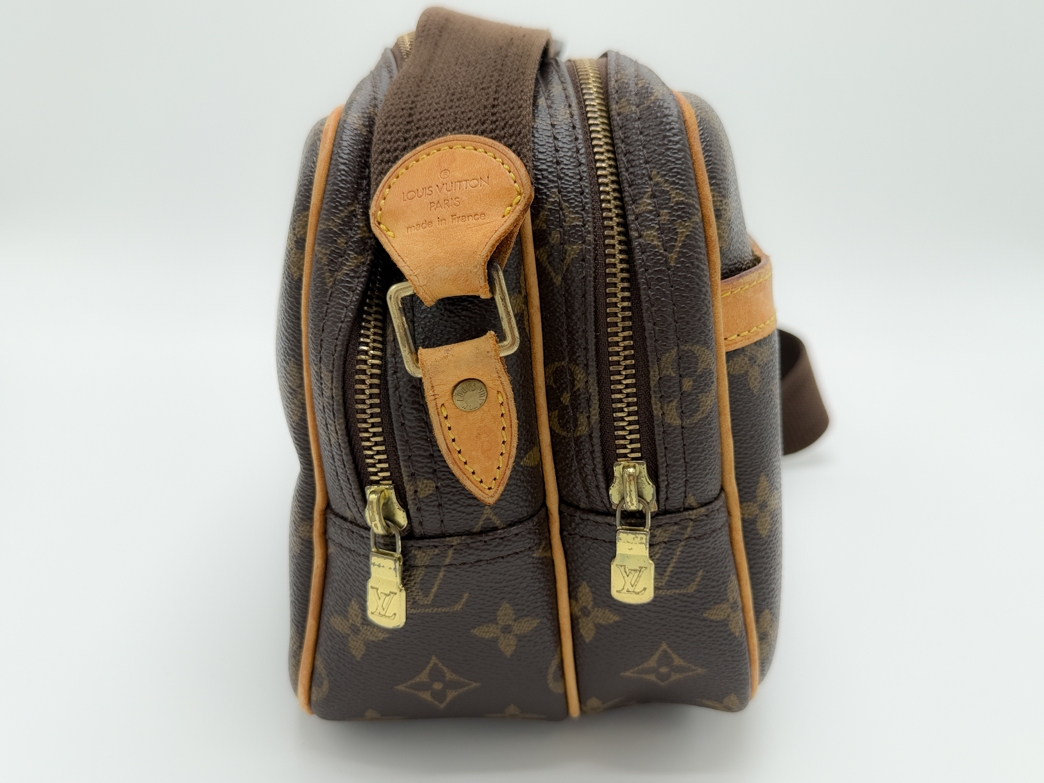 Monogram M45254 Reporter PM SP0033 Shoulder Bag — view 3