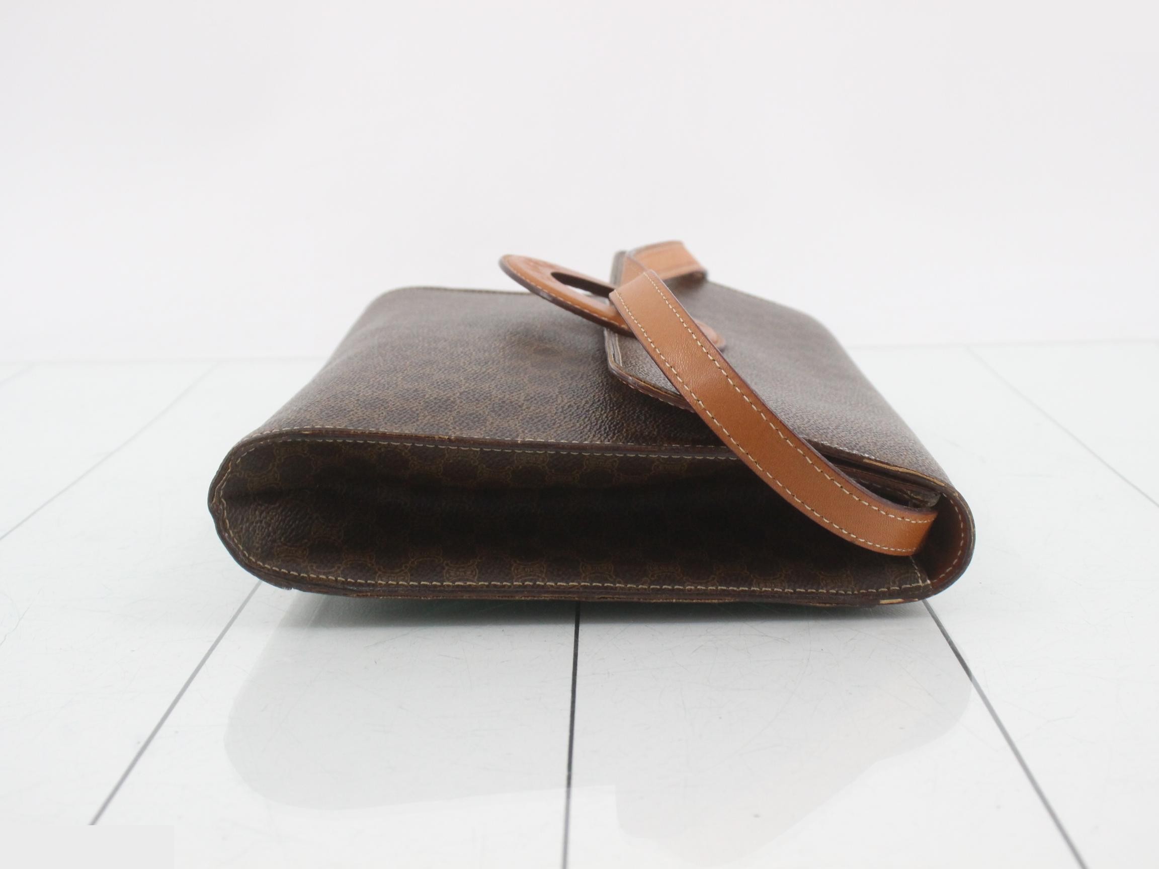 Macadam Circle Logo Shoulder Bag — view 3