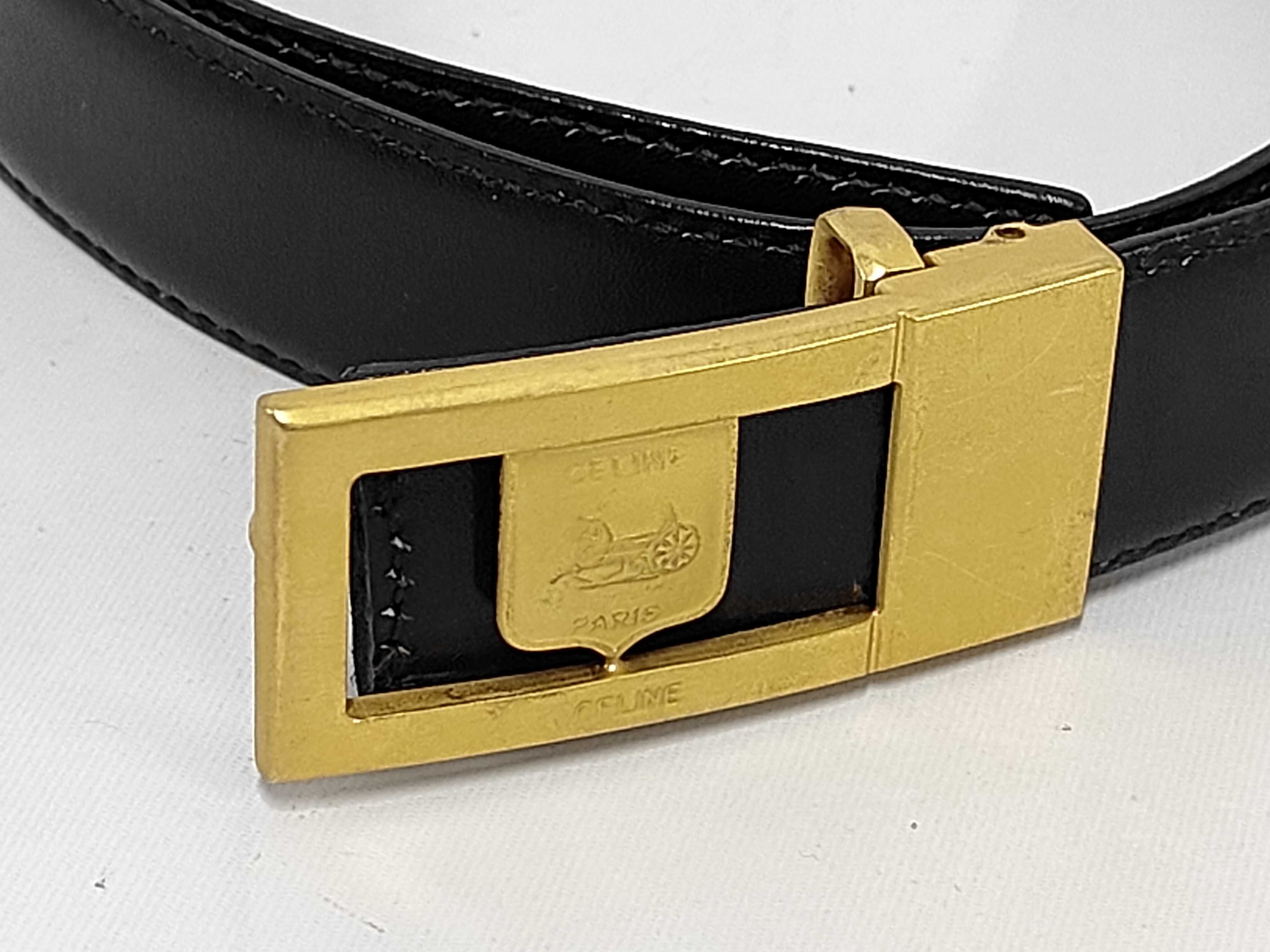 belt with carriage buckle — view 2