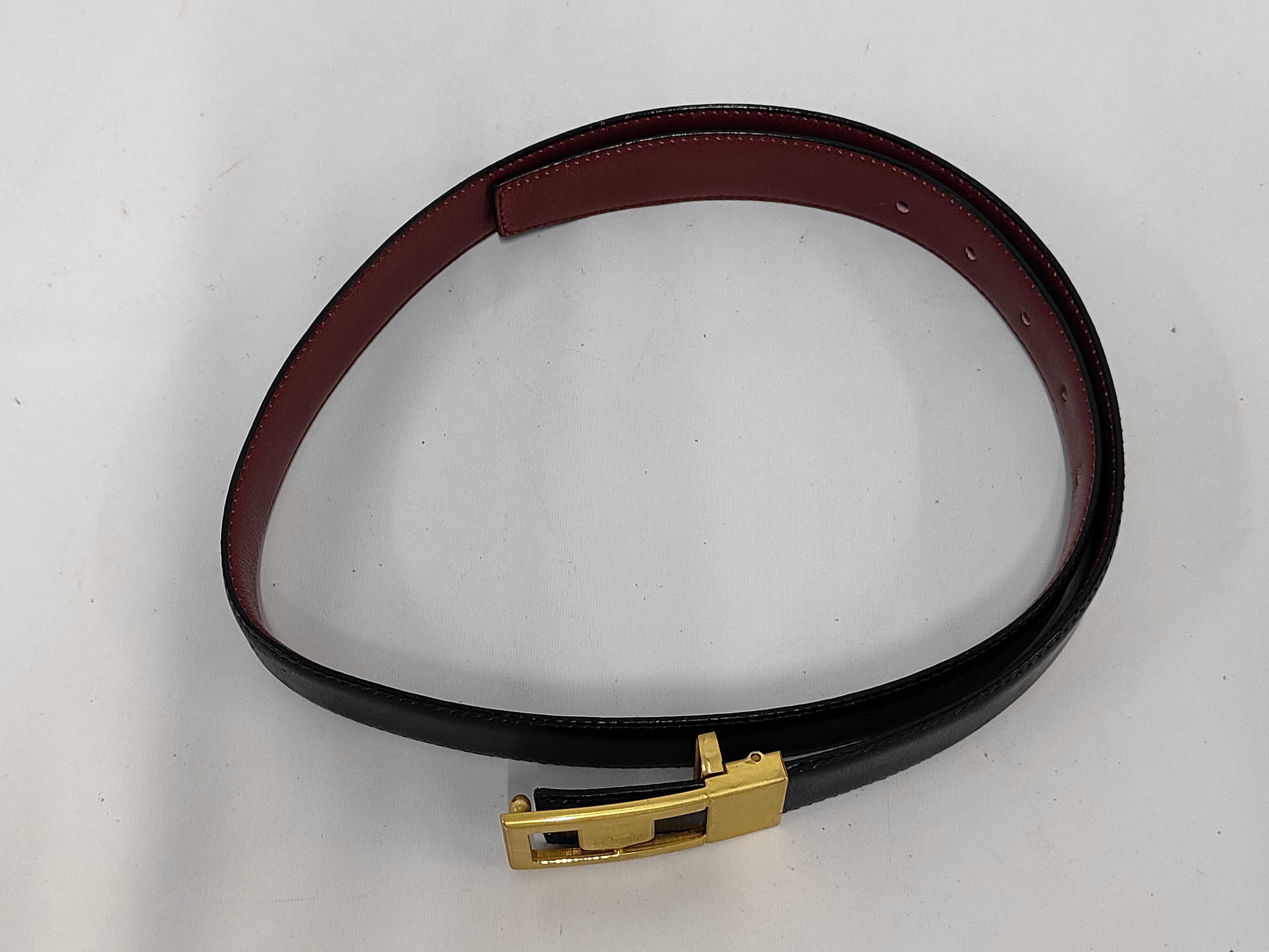 belt with carriage buckle — view 6
