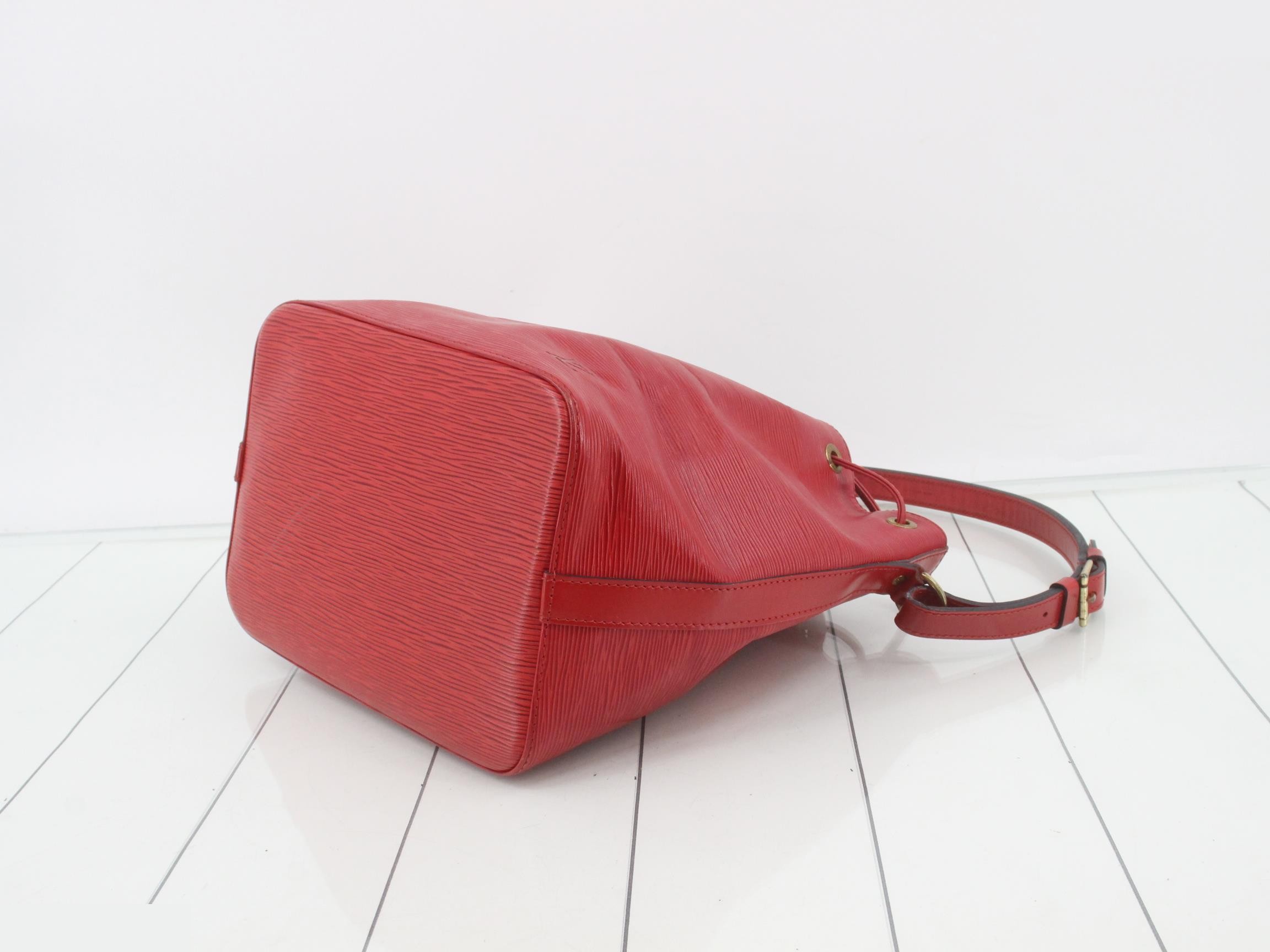 Epi Petit Noe Castilian Red Shoulder Bag — view 6