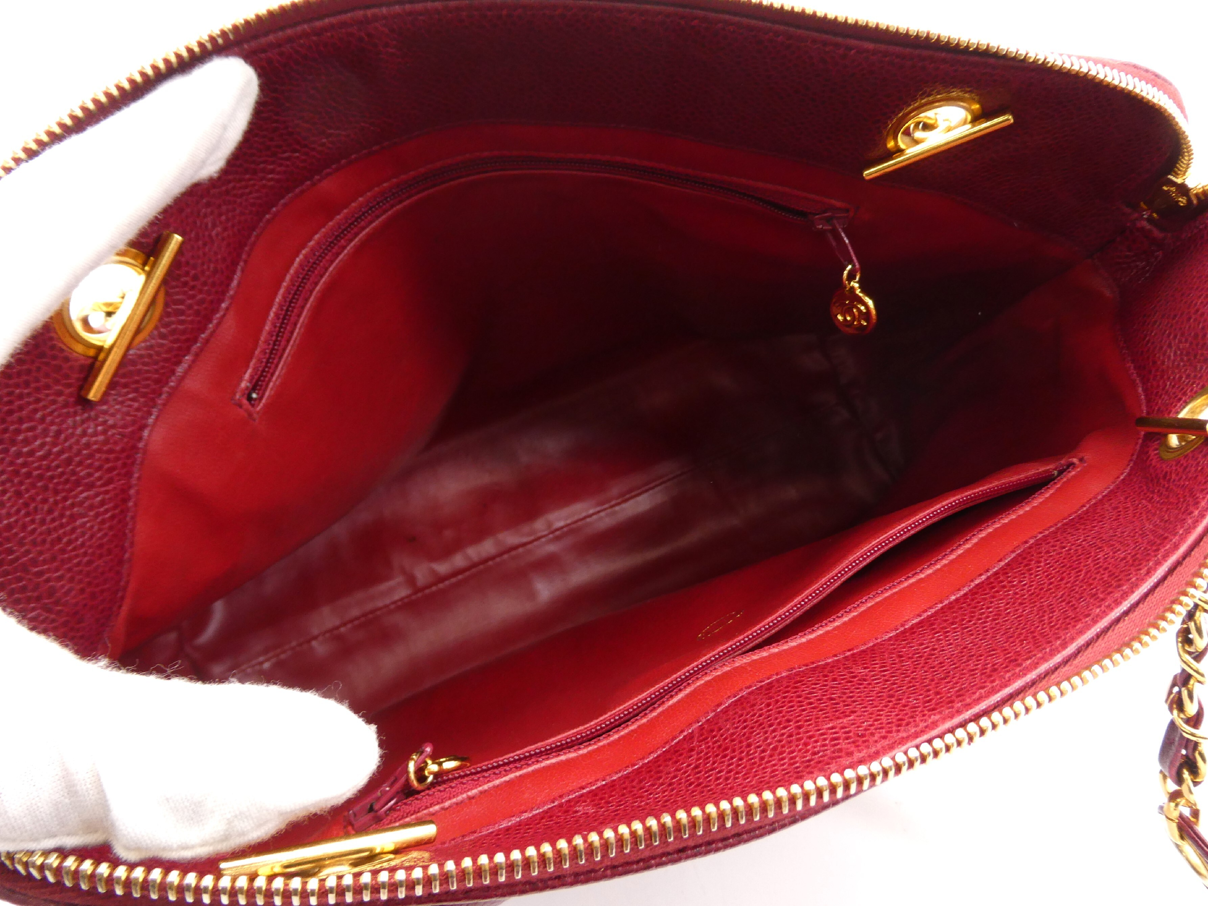 Caviar Skin Coco Mark Turnlock Chain Shoulder Bag — view 7