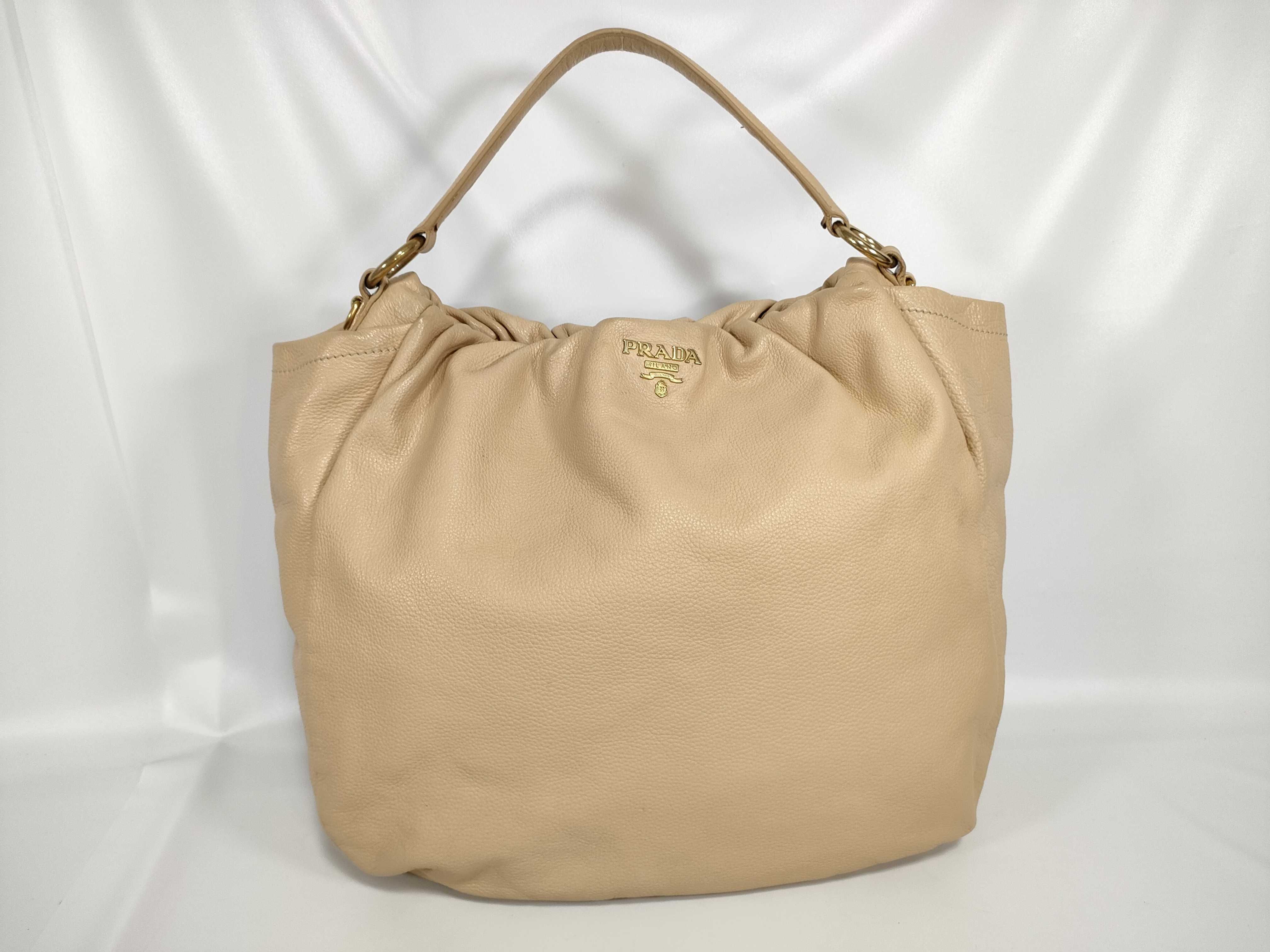 Vitello Daino Leather Shirring Hobo Bag Shoulder Bag