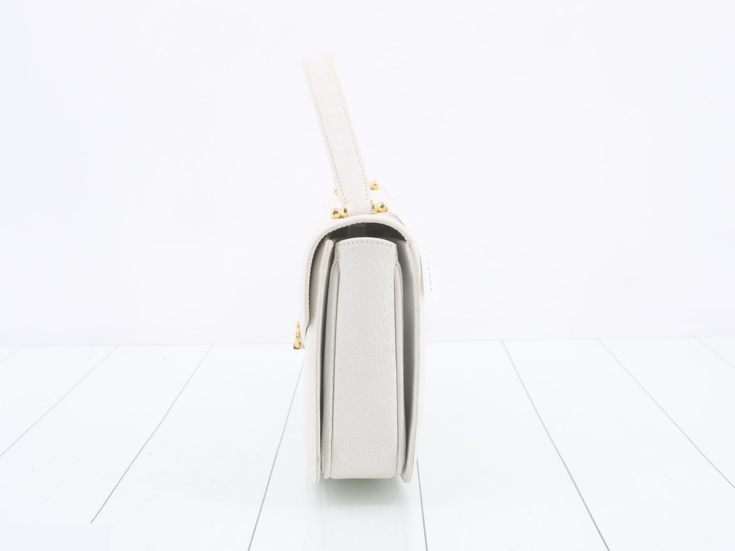 Old Gucci white handbag — view 3