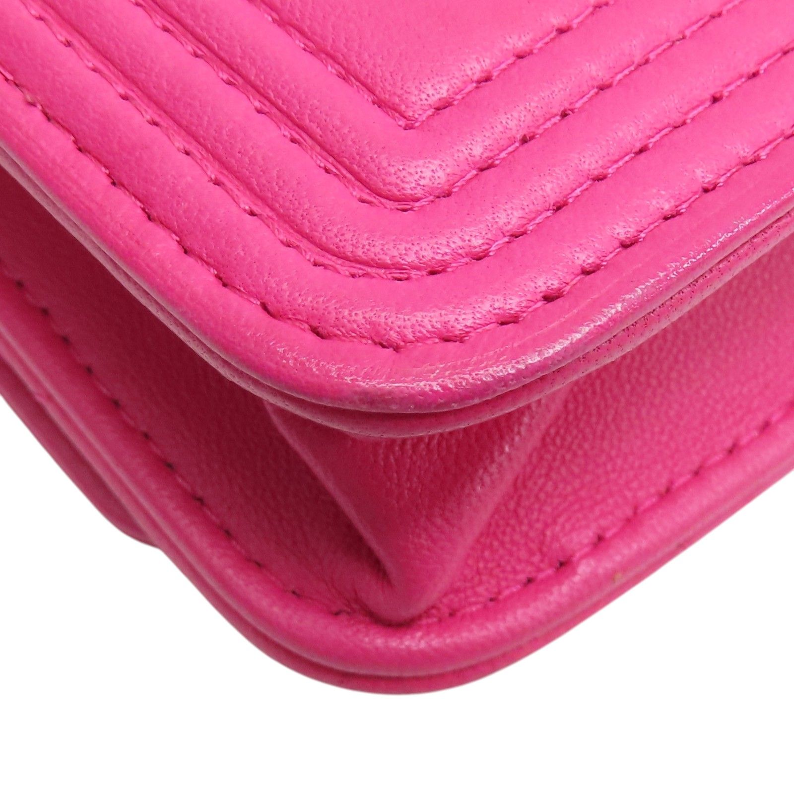 Lambskin Boy Wallet On Chain (WOC) — view 14