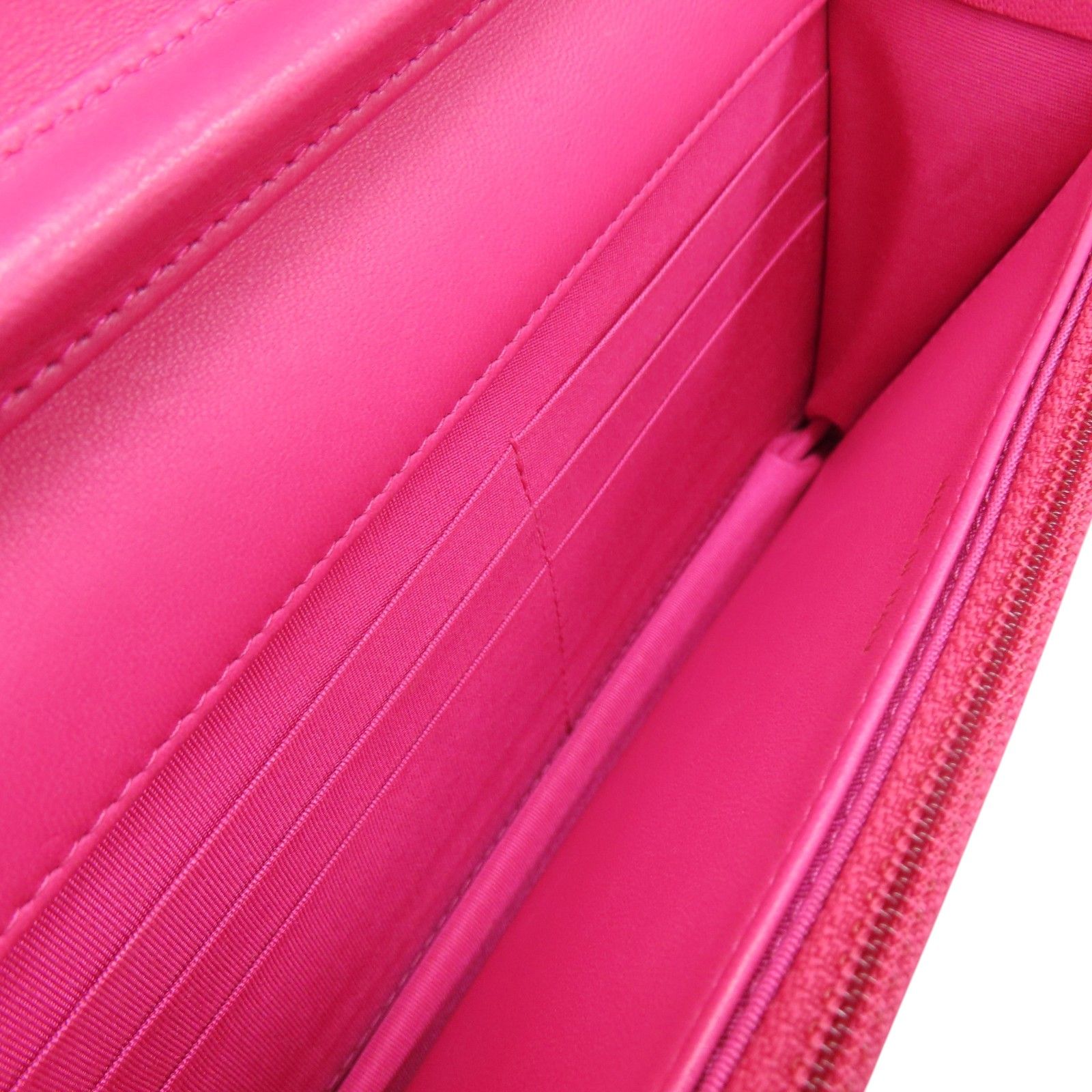 Lambskin Boy Wallet On Chain (WOC) — view 5