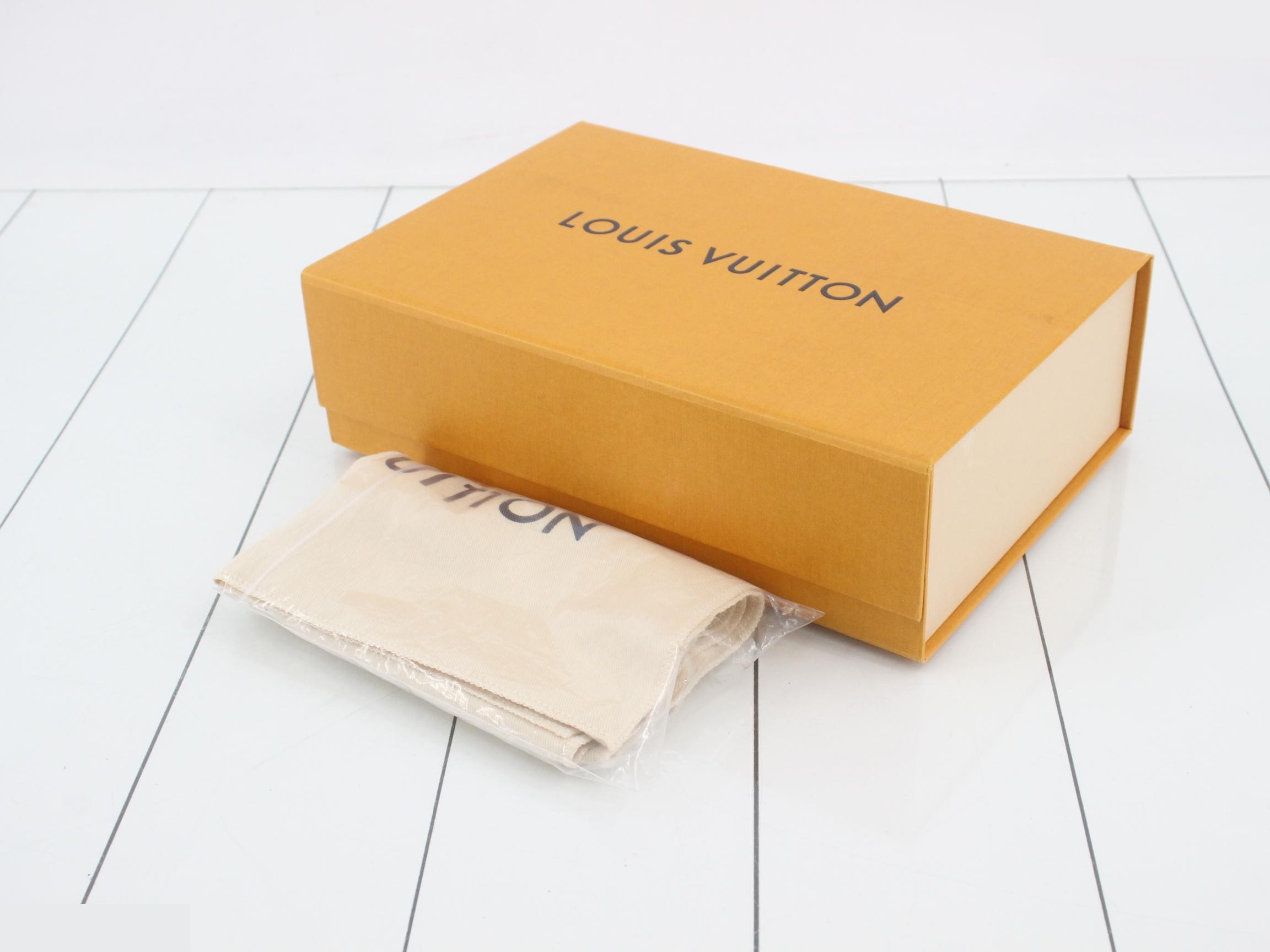 Soft Trunk Wallet M45432 - RFID detected. — view 7