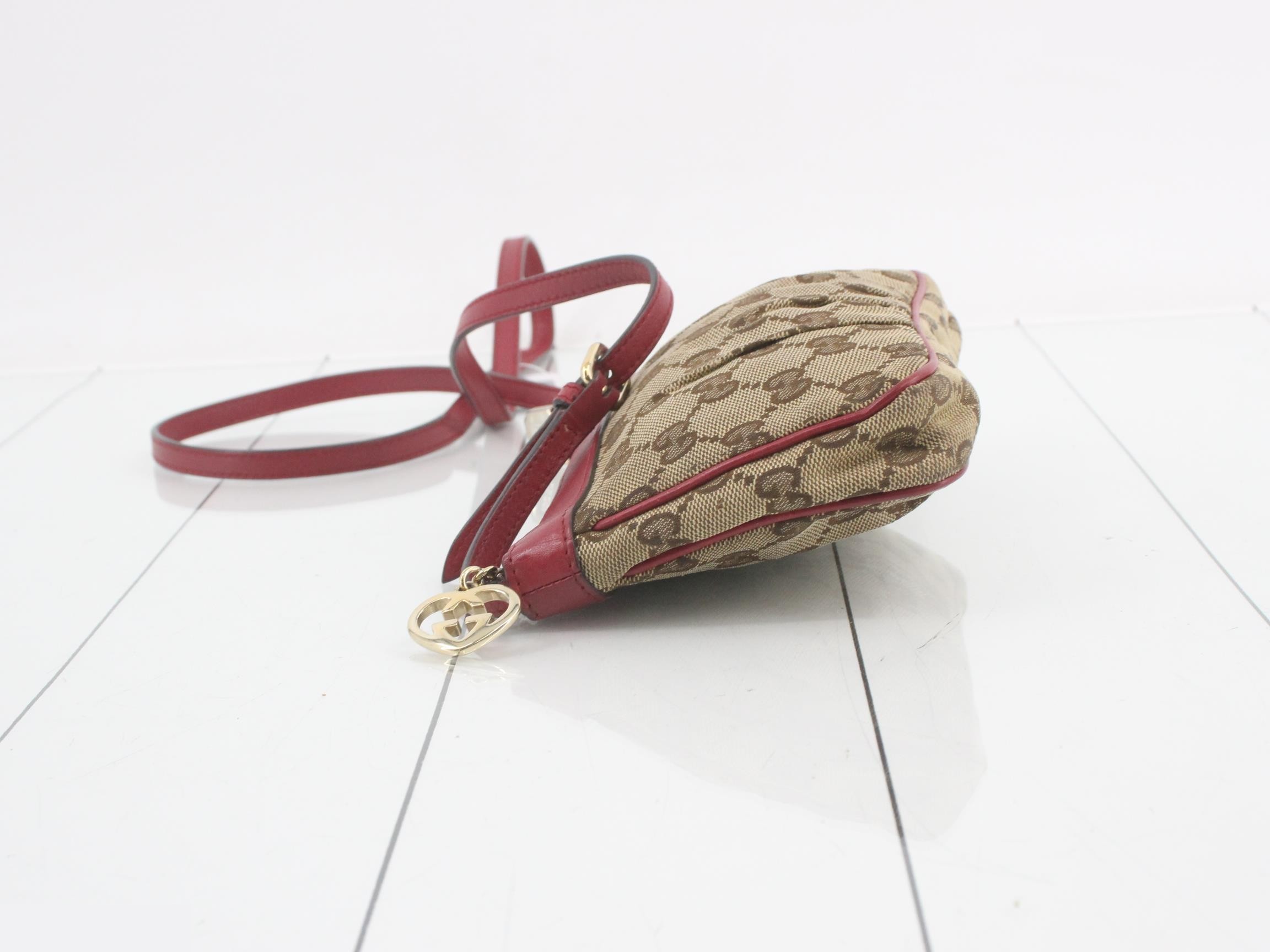GG Canvas (Bag) - Shoulder Bag — view 4