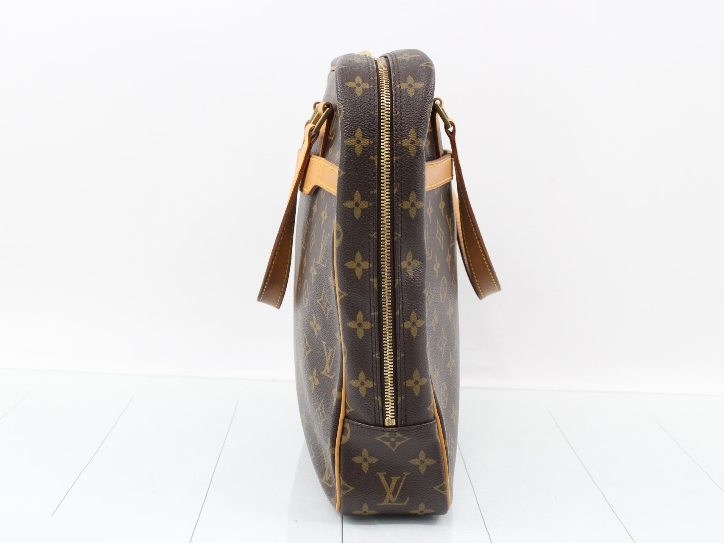 M53343 Monogram Porto de Cuman Pegas Business Bag Leather Bra — view 4