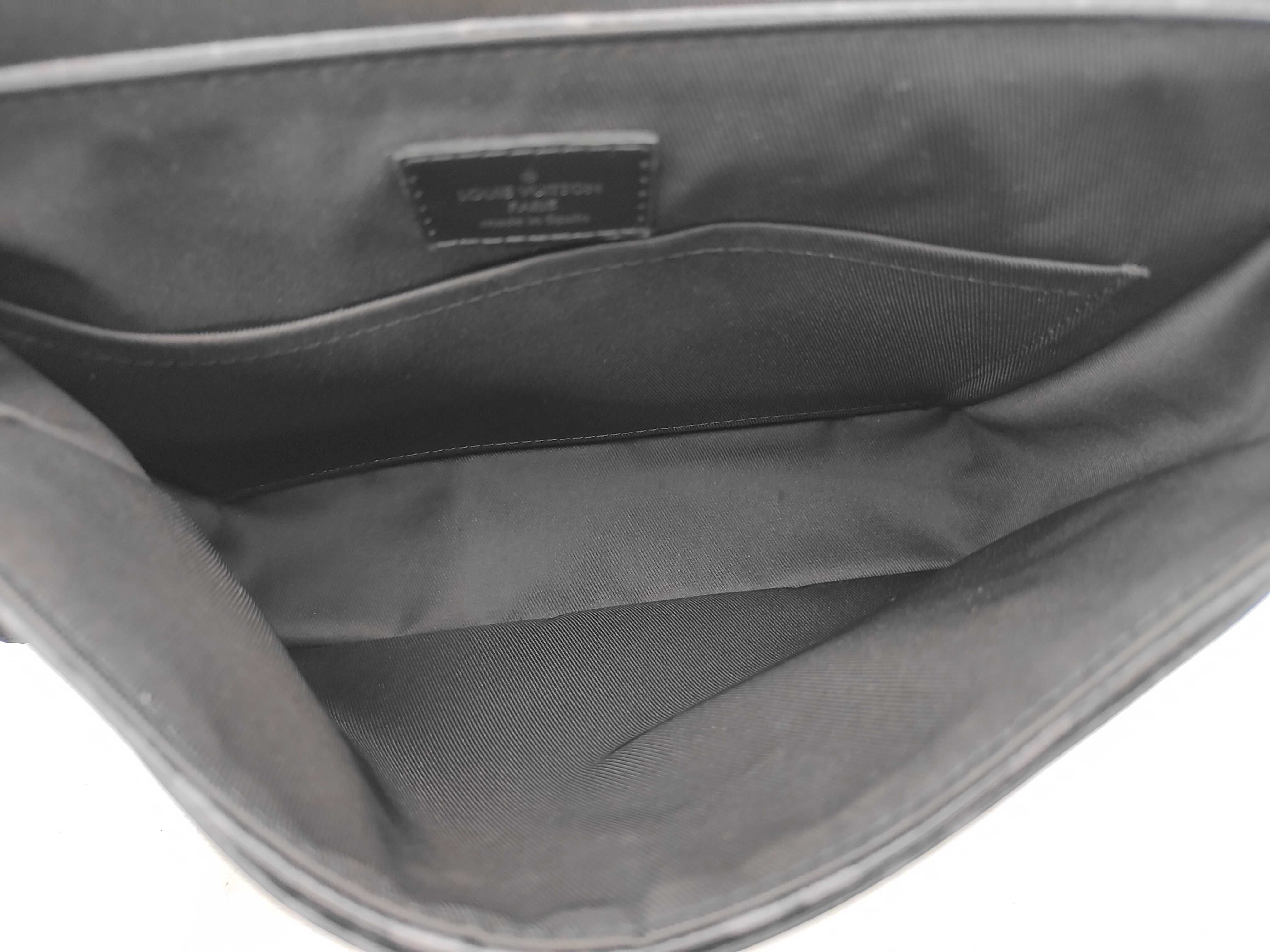 M46255 Eclipse District PM NV3 Shoulder Bag — view 8