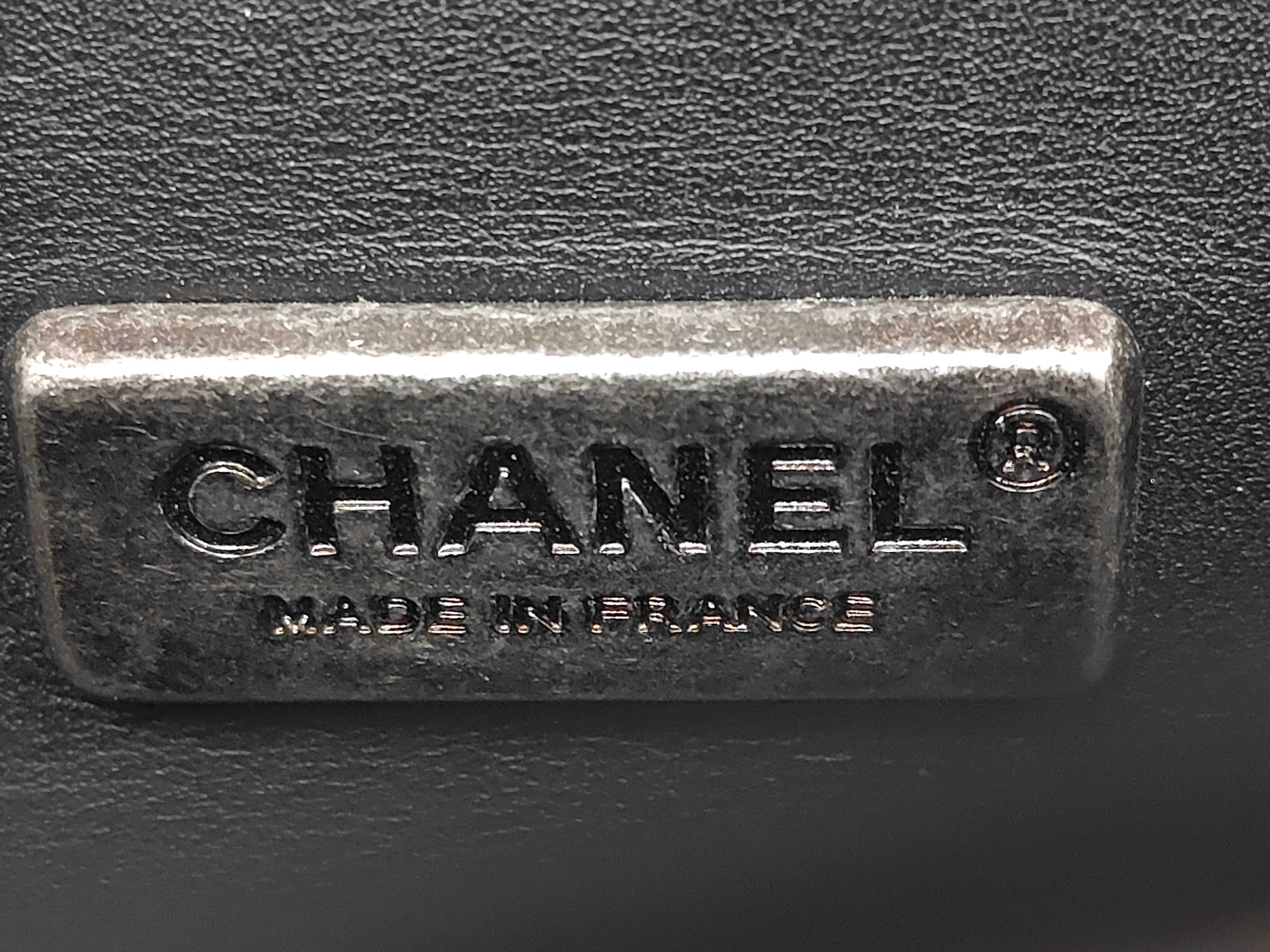 Boy Chanel Shoulder Bag — view 11