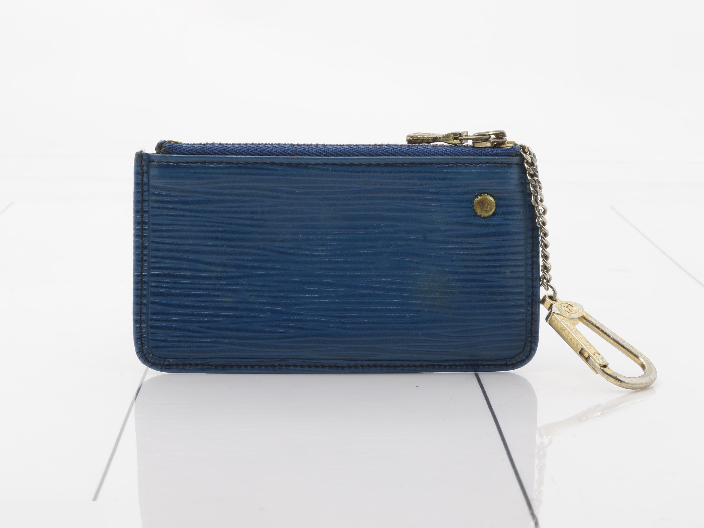 Epi Coin Case, Blue Pochette Cle — view 2