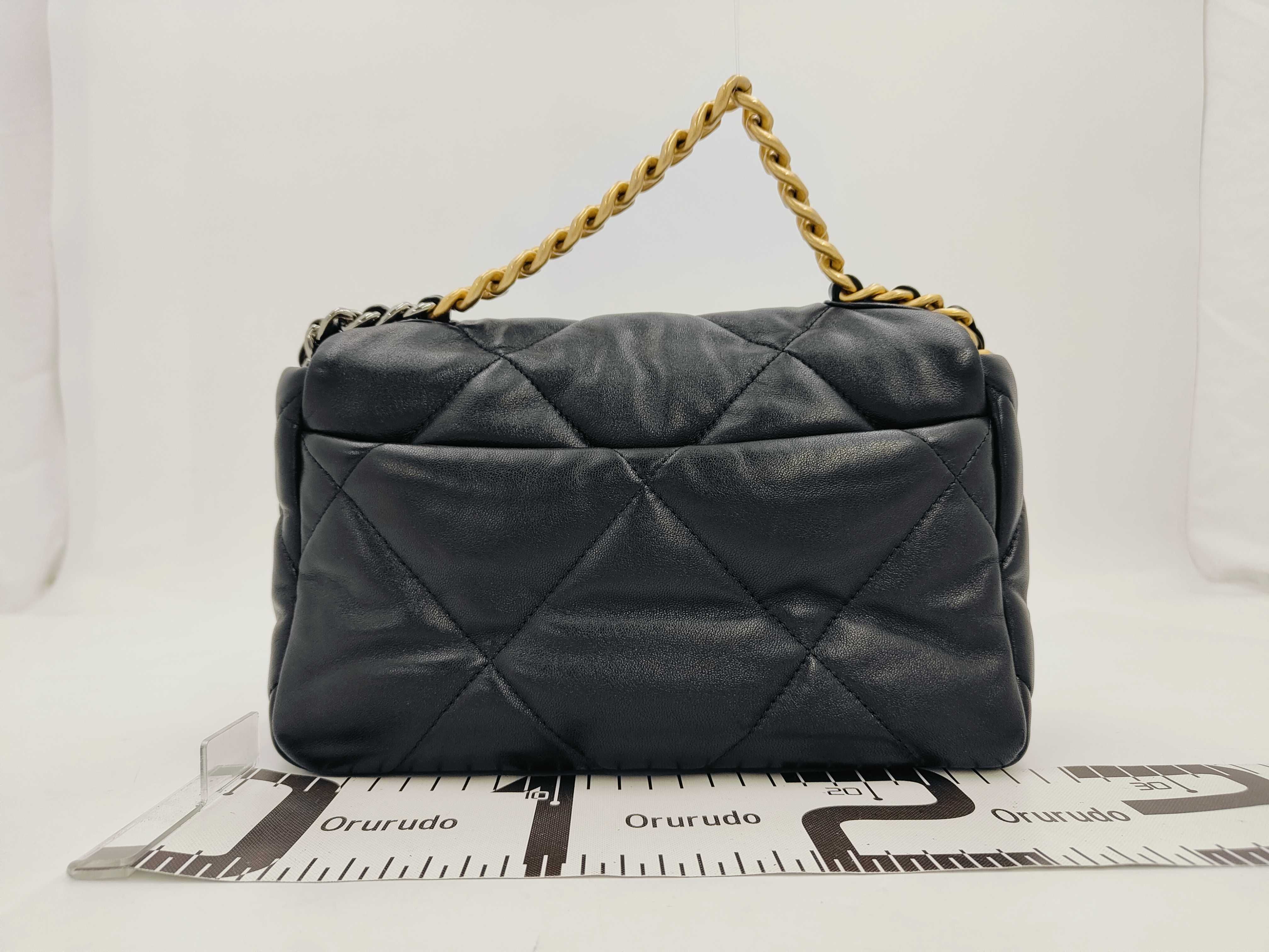19 Bag, Black Quilted Lambskin, Small, Gold Hardware, Serial No. 31, with Card, Shoulder Bag — view 2