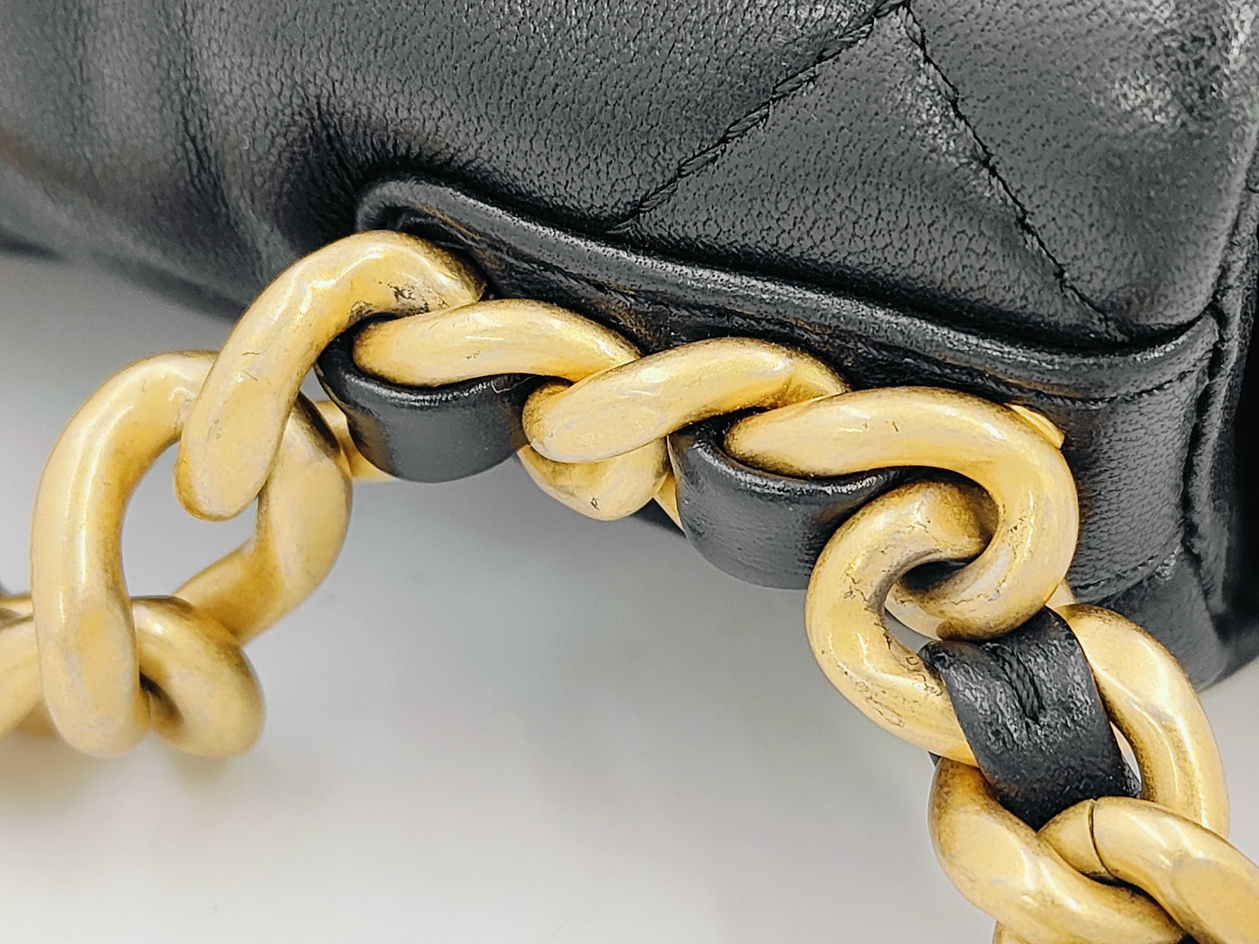19 Bag, Black Quilted Lambskin, Small, Gold Hardware, Serial No. 31, with Card, Shoulder Bag — view 6