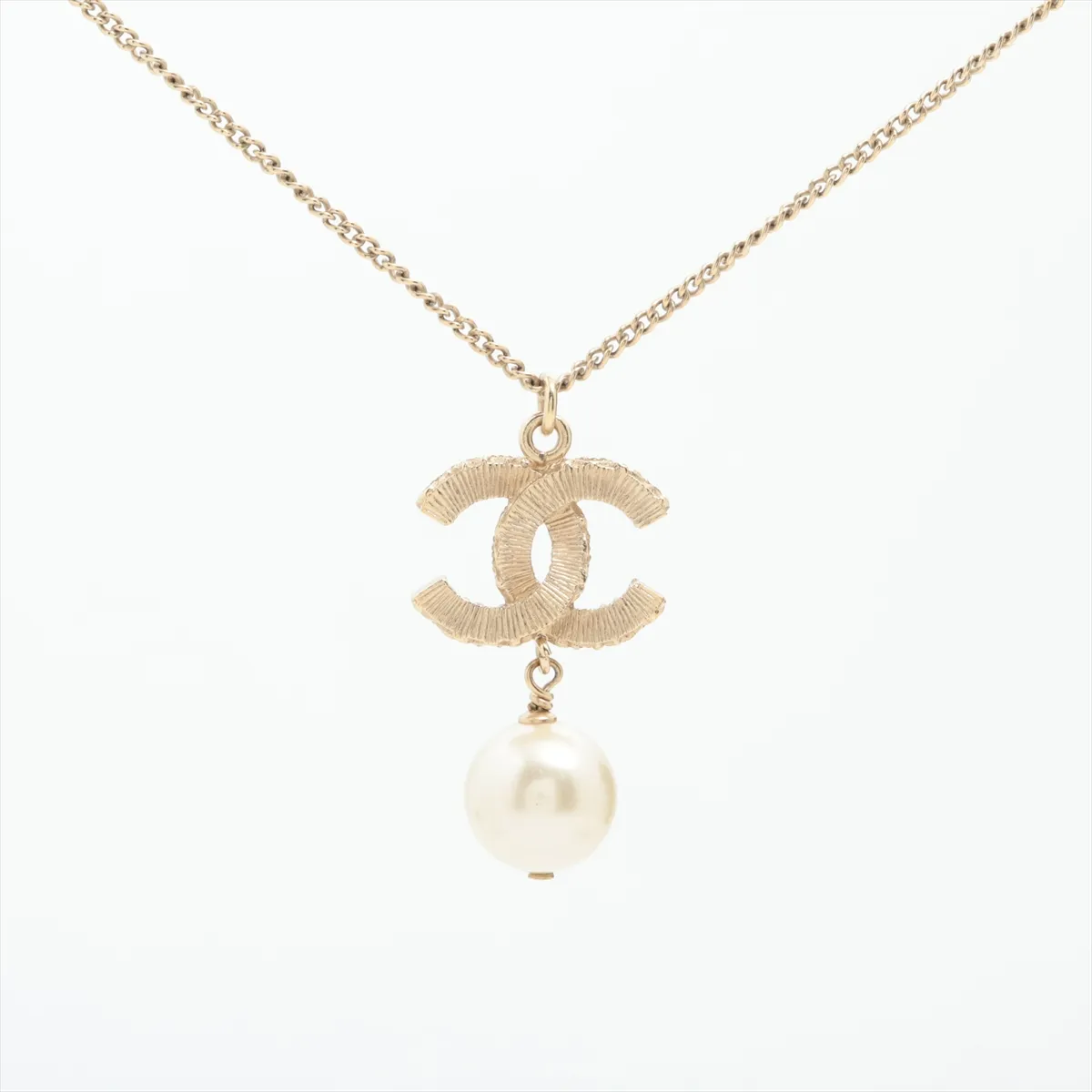 Cocomark B13C Necklace GP x Fake Pearl Gold — view 2