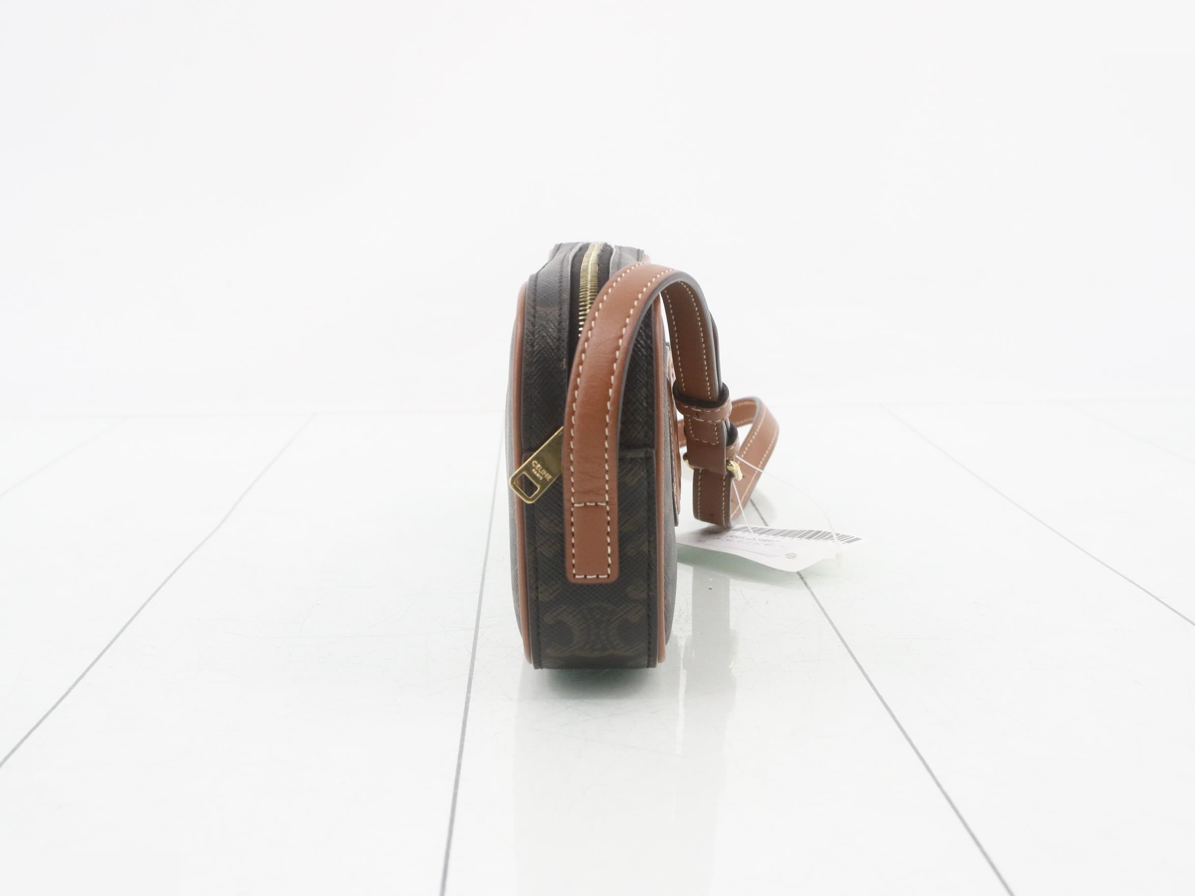 Bags & Handbags: Triomphe Cuile Mini Camera 263 — view 4