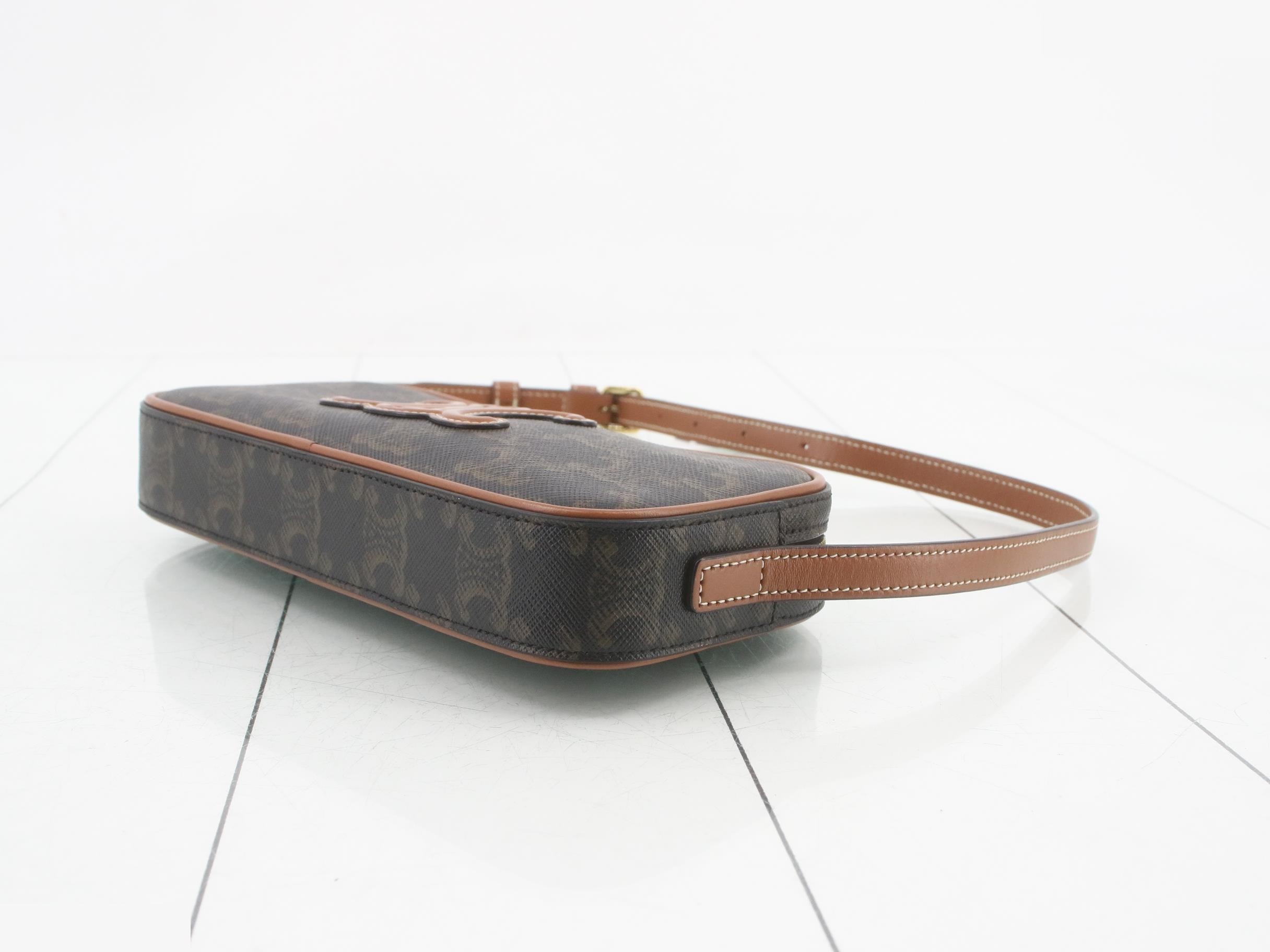Bags & Handbags: Triomphe Cuile Mini Camera 263 — view 6
