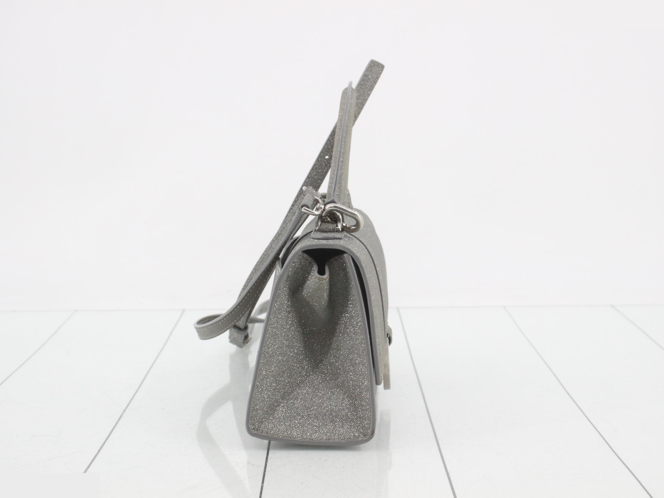 Louis Vuitton Hourglass Grey Glitter Shoulder Bag — view 4