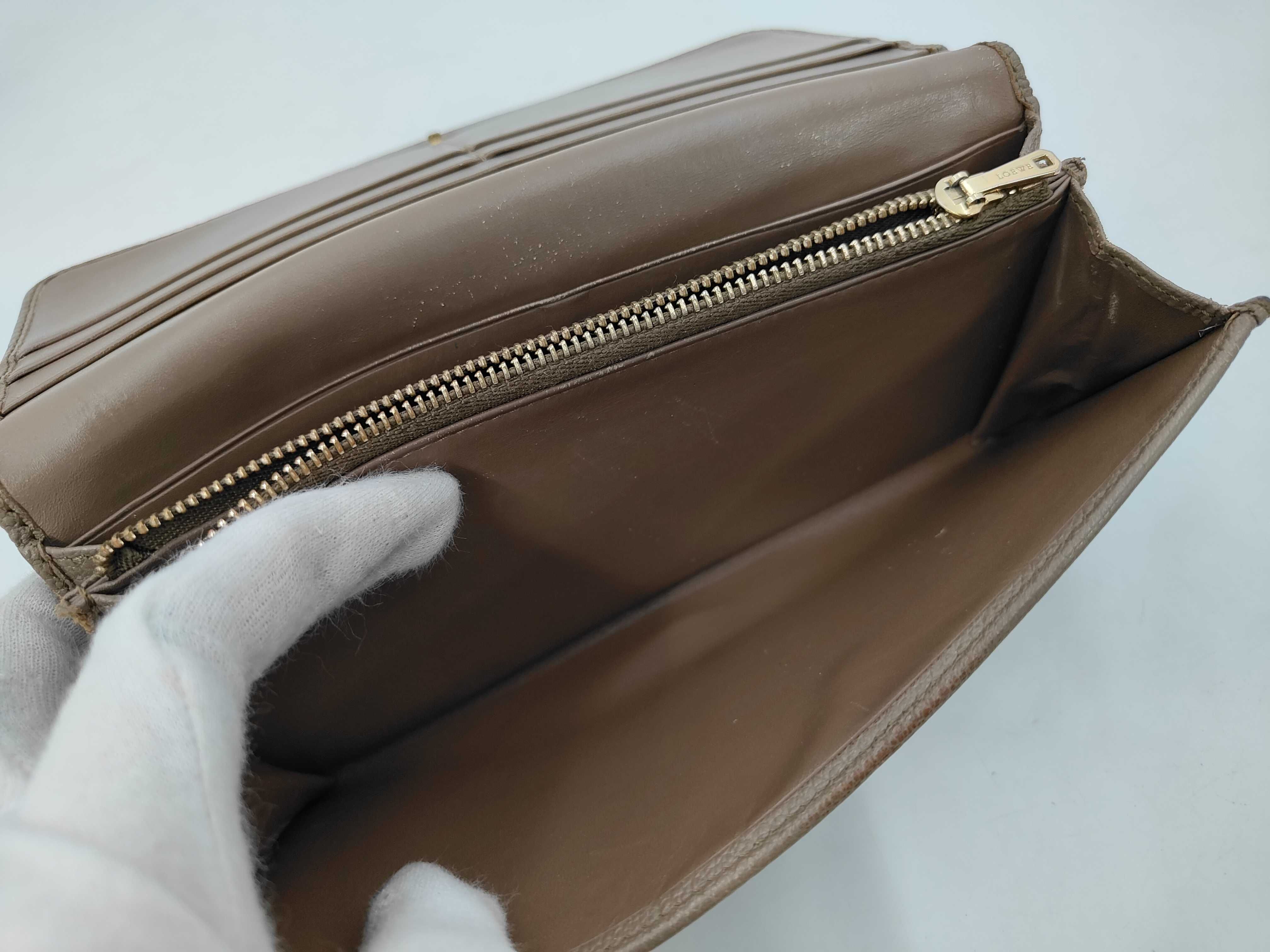 wallet — view 10