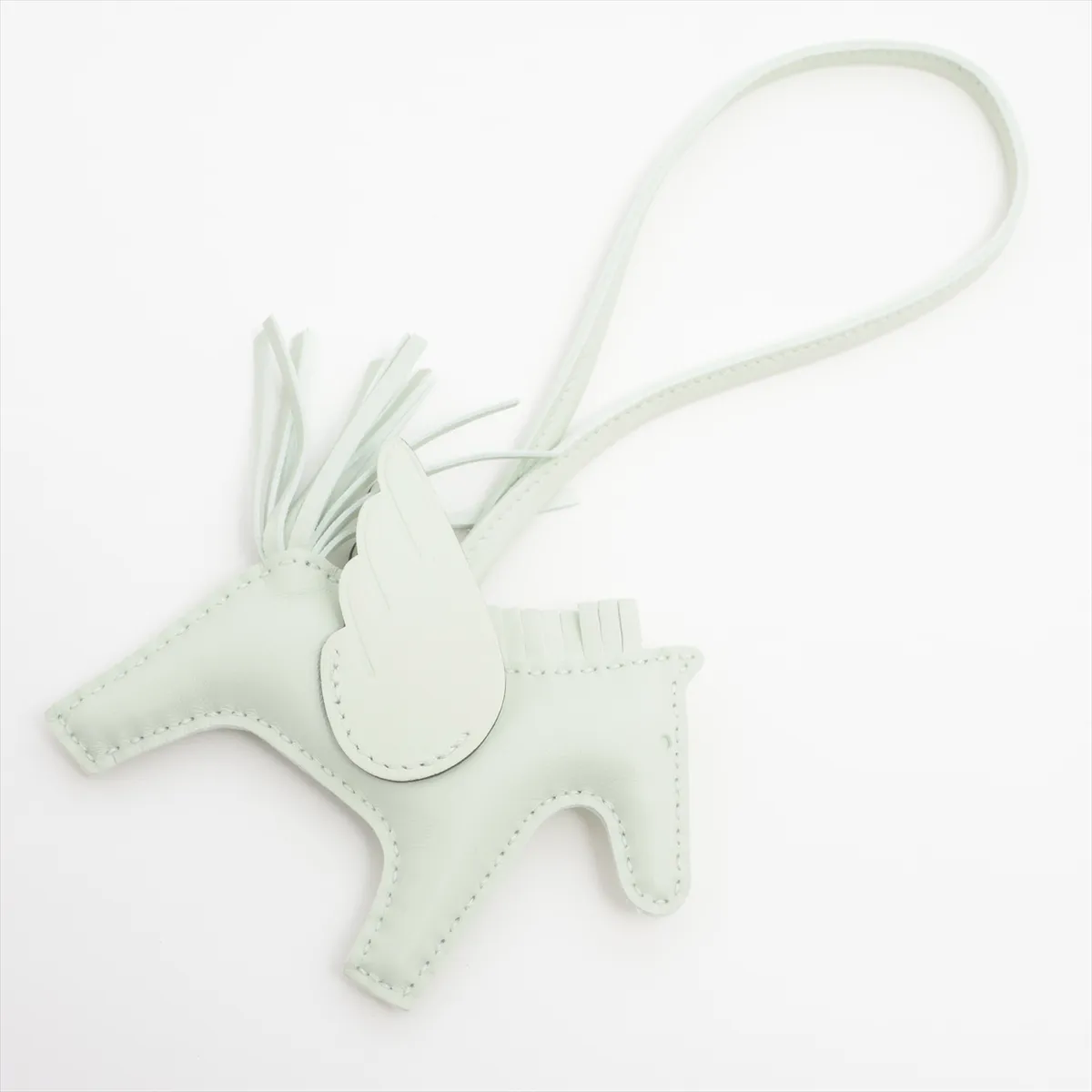 Rodeo Charm Pegasus PM, B stamp: 2023, Charm, Agneau Milo x Swift, Vert Fizz, — view 2