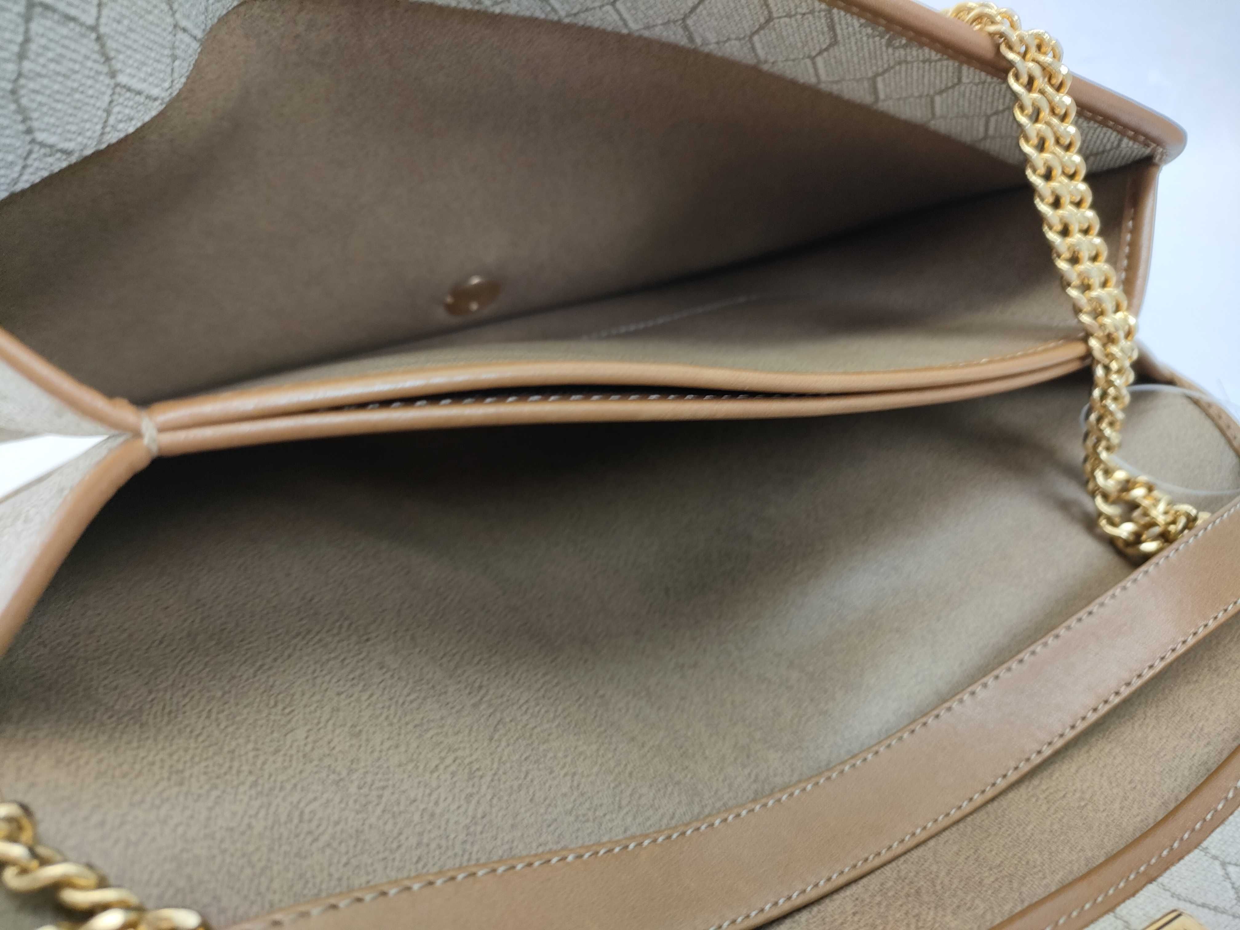 Trotter Chain Honeycomb Pattern Shoulder Bag — view 9