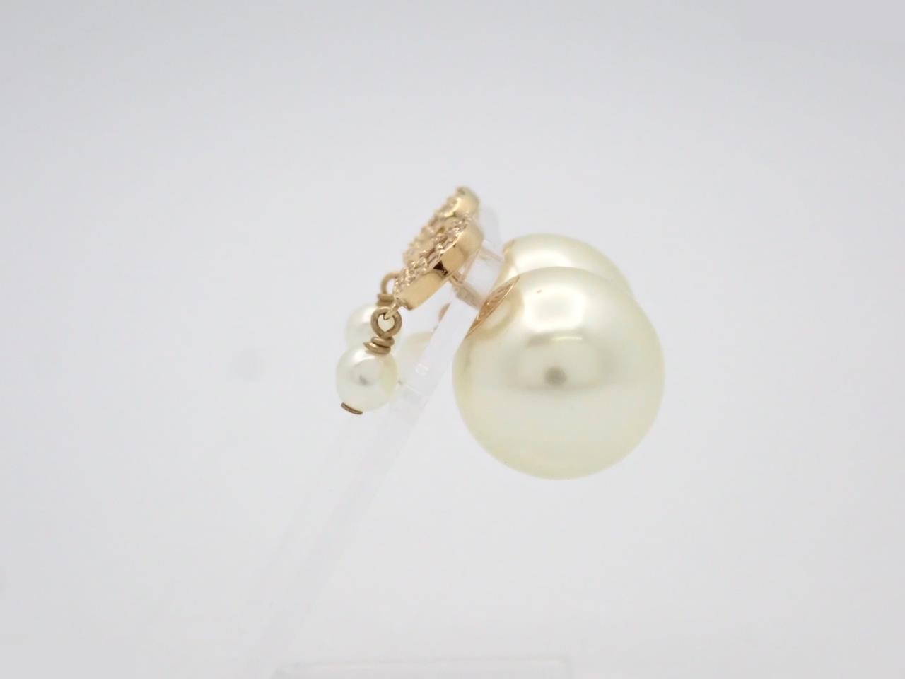 gold — view 3
