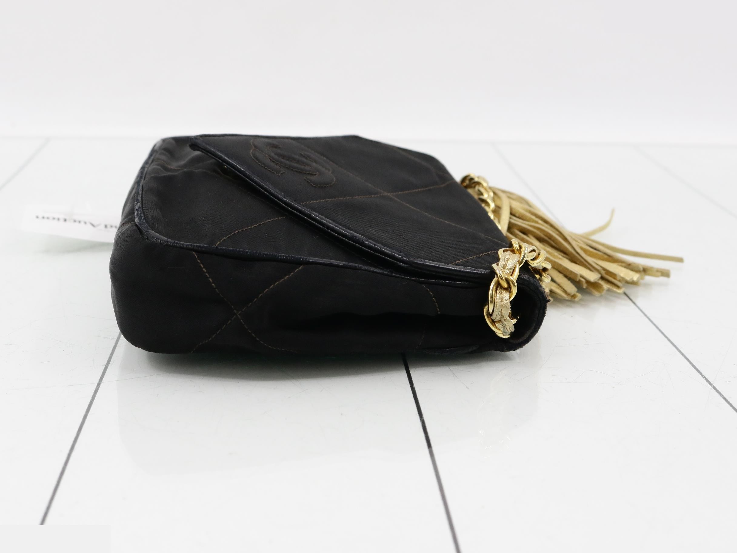 Shoulder bag — view 3