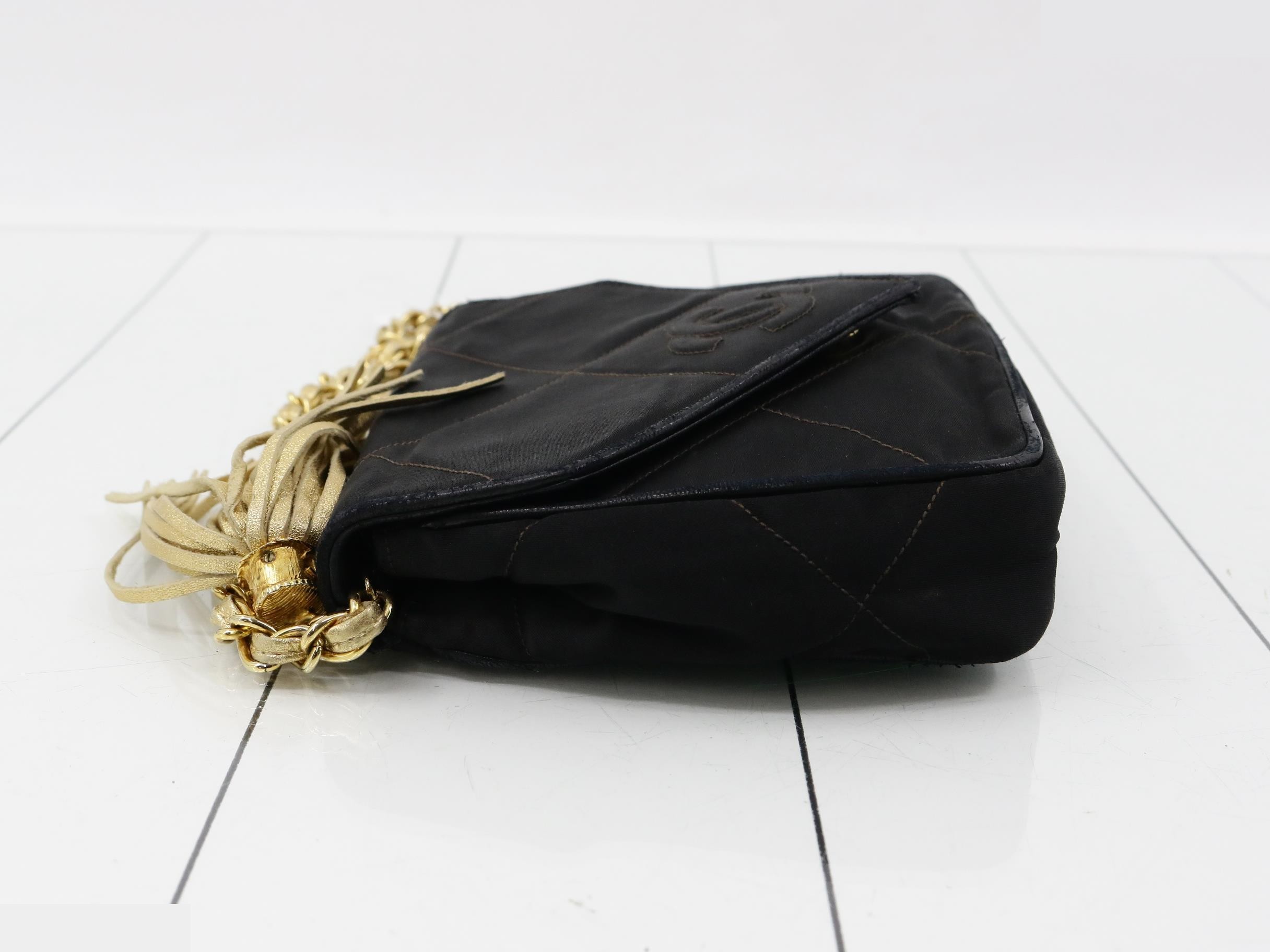 Shoulder bag — view 4
