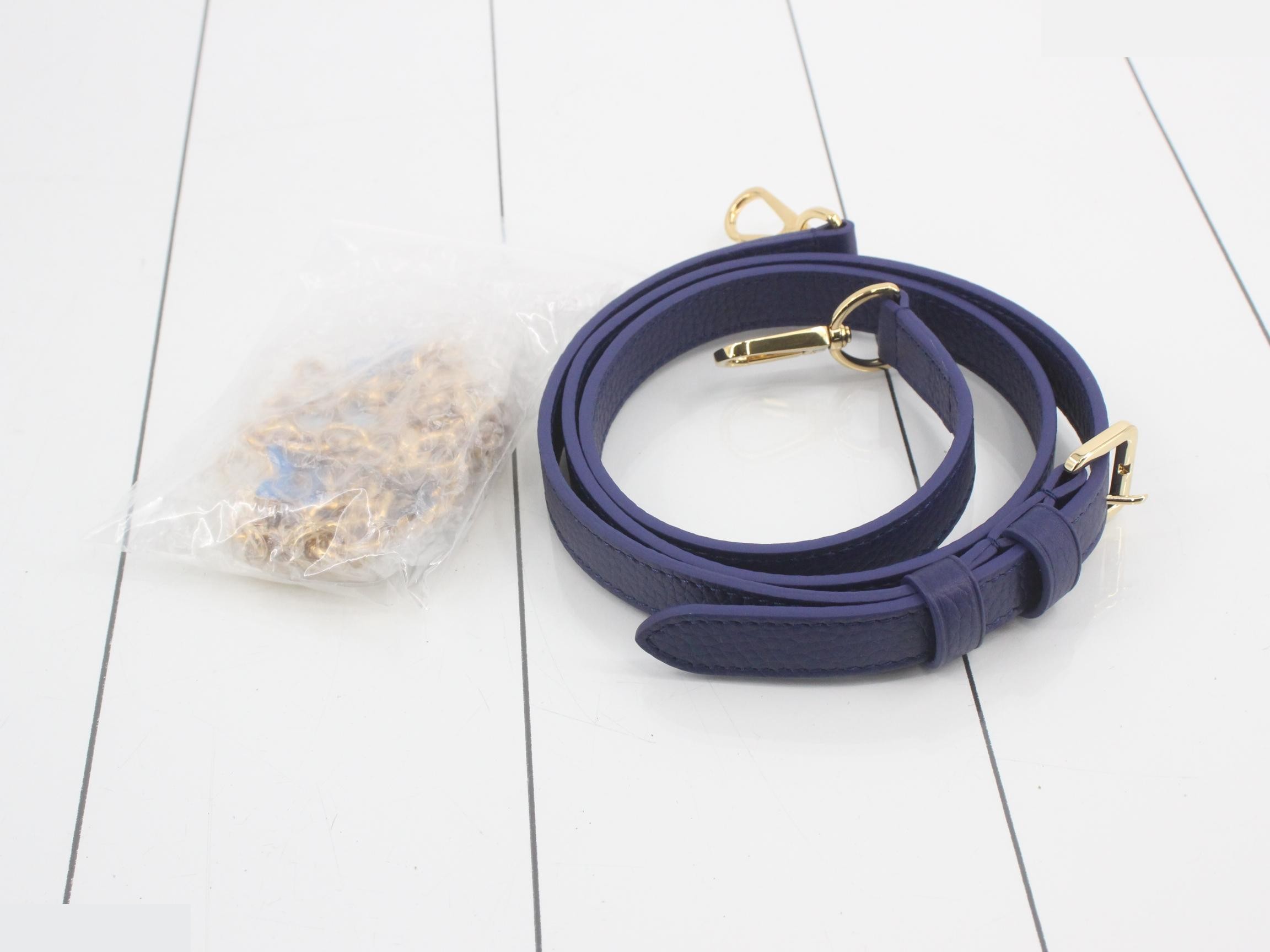 Unused Capucines BB Taurillon Leather 2-way bag — view 7