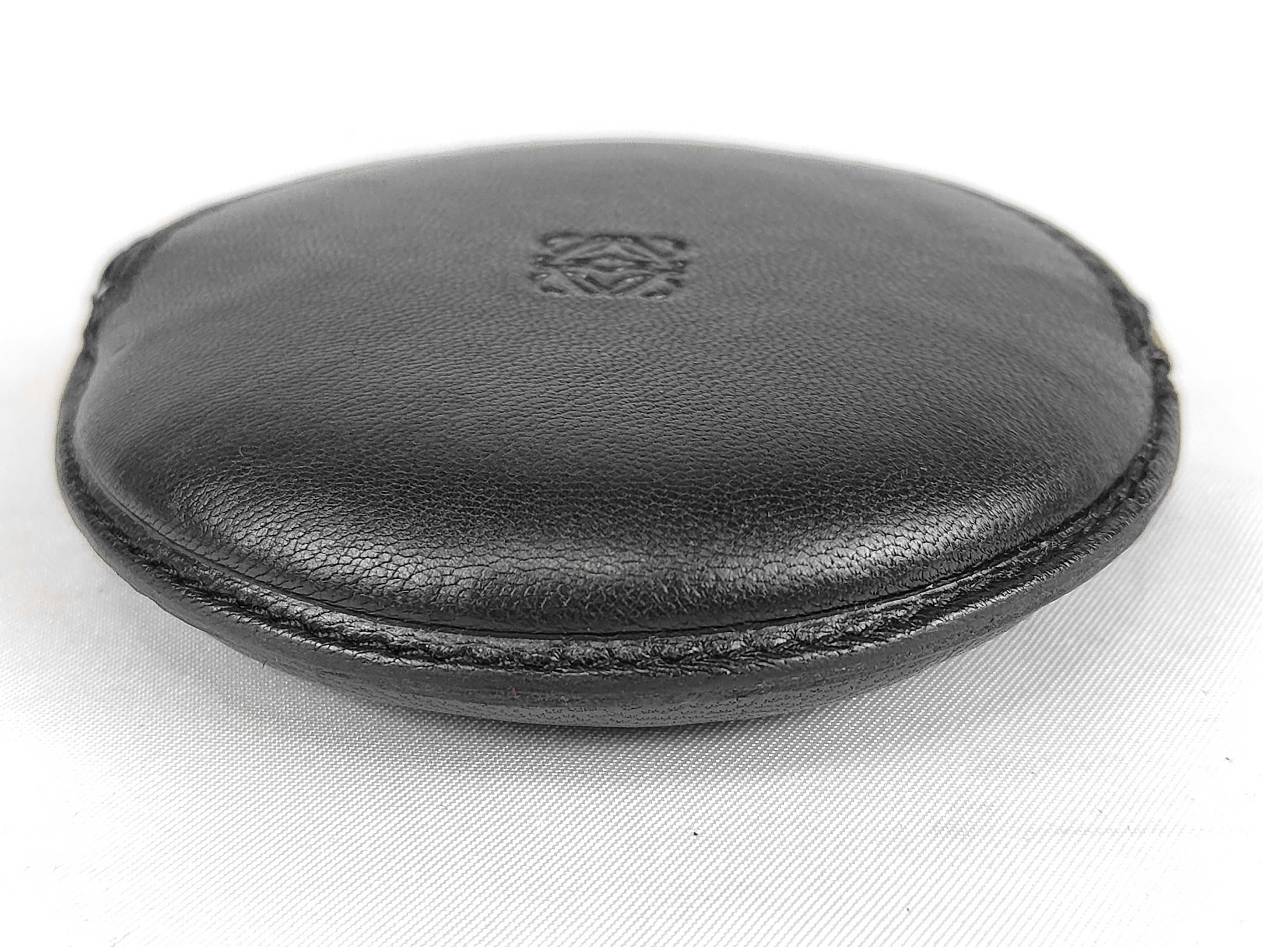 Anagram Coin Case — view 3