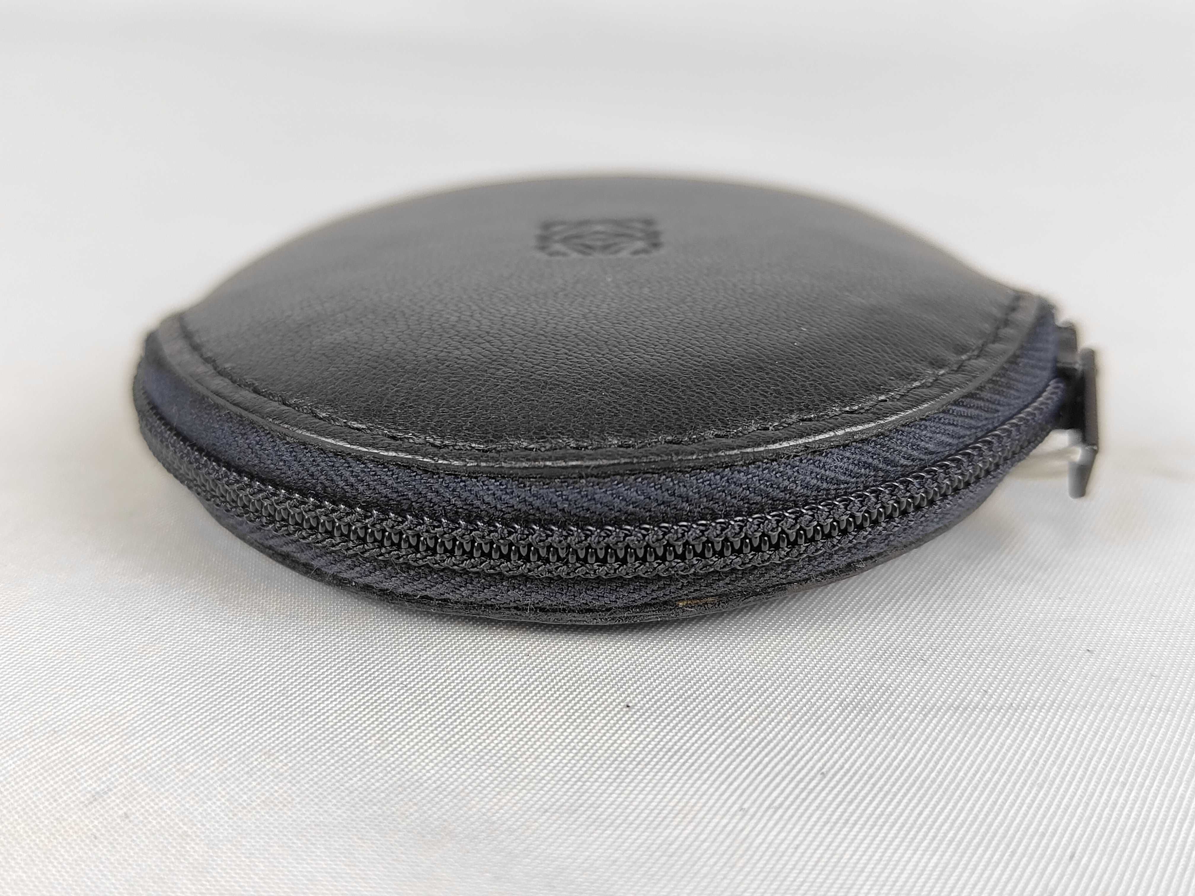 Anagram Coin Case — view 6