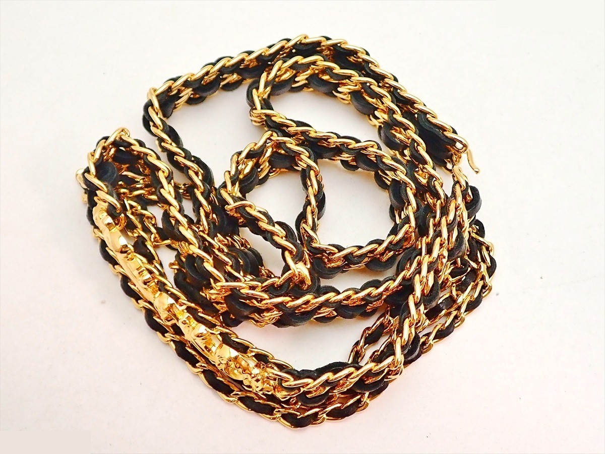 Stamped 25, Wave design, 3-strand leather chain, with box, chain length approximately 74cm. — view 4