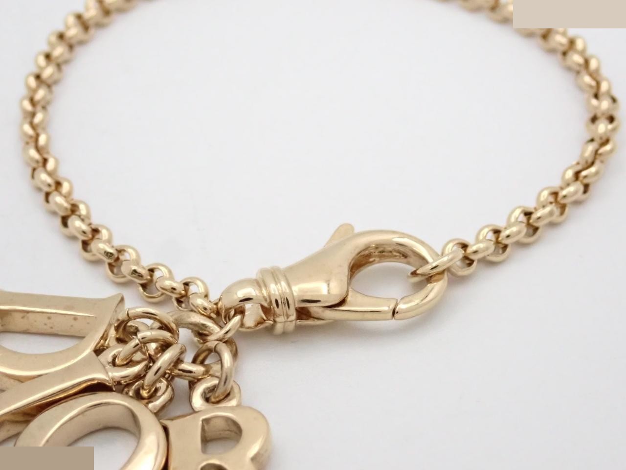 Bracelet: Wrist circumference approximately 18 cm — view 3