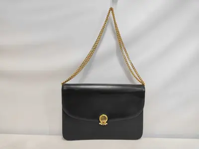 shoulder bag, chain shoulder strap, logo, leather, black shoulder bag