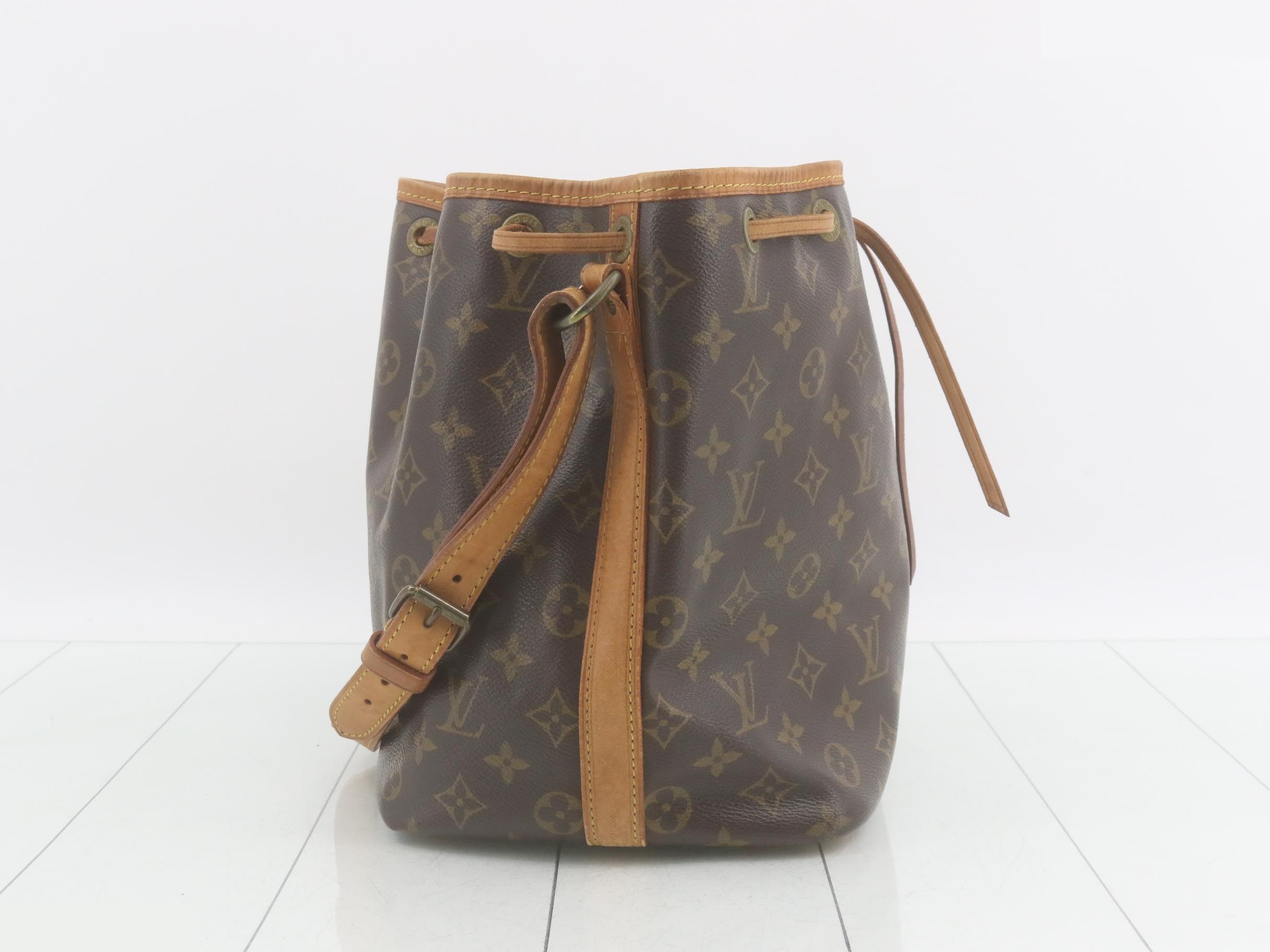 M42226 Monogram Petit Noé — view 4