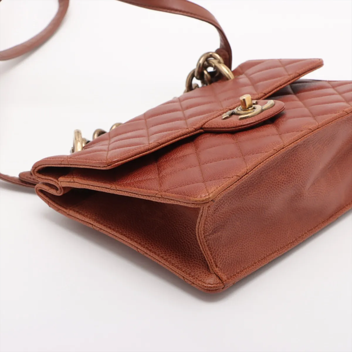 Matelasse caviar skin chain shoulder bag brown gold hardware 18580066 18th series — view 4