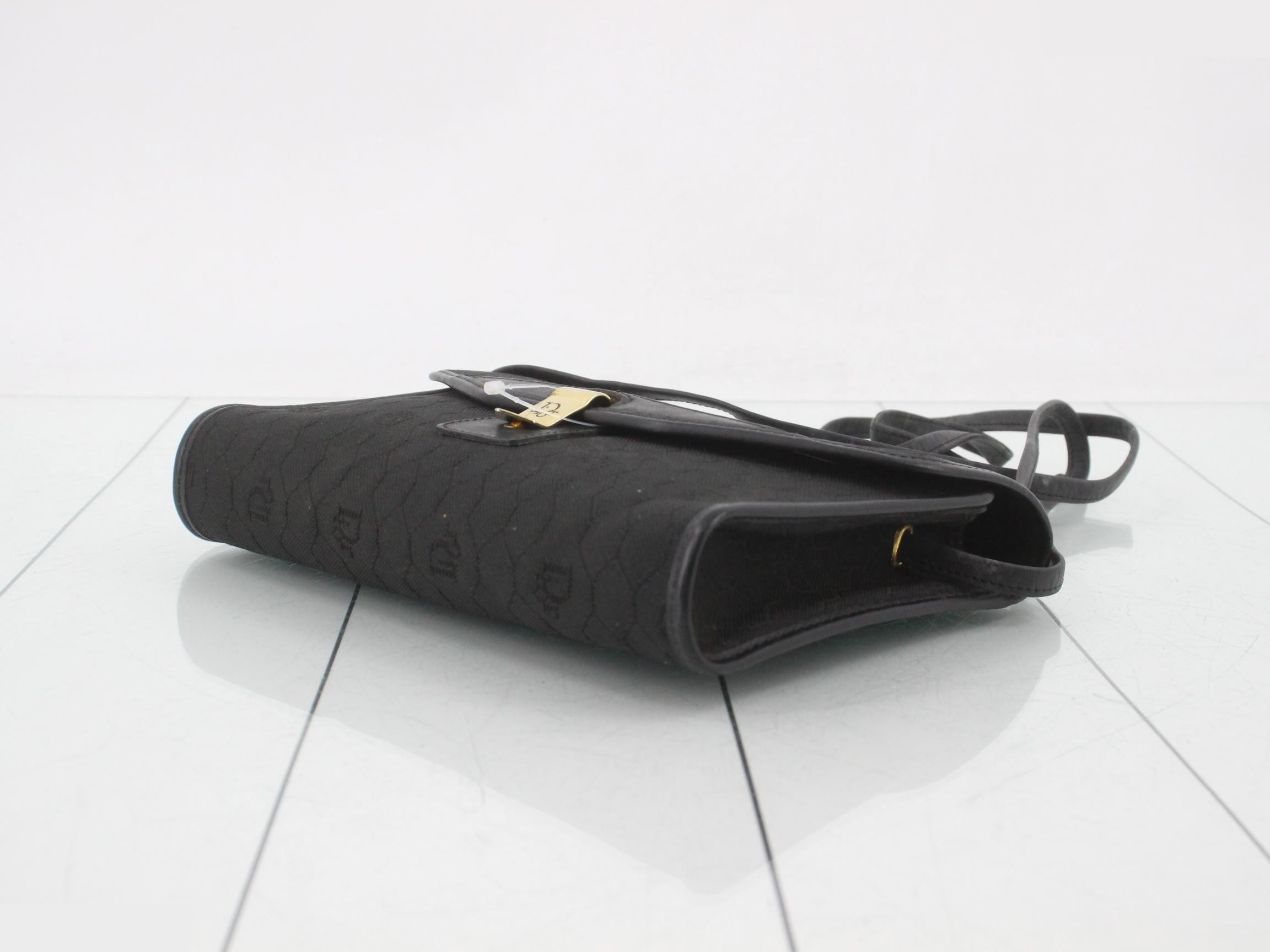 Honeycomb Shoulder Bag — view 6