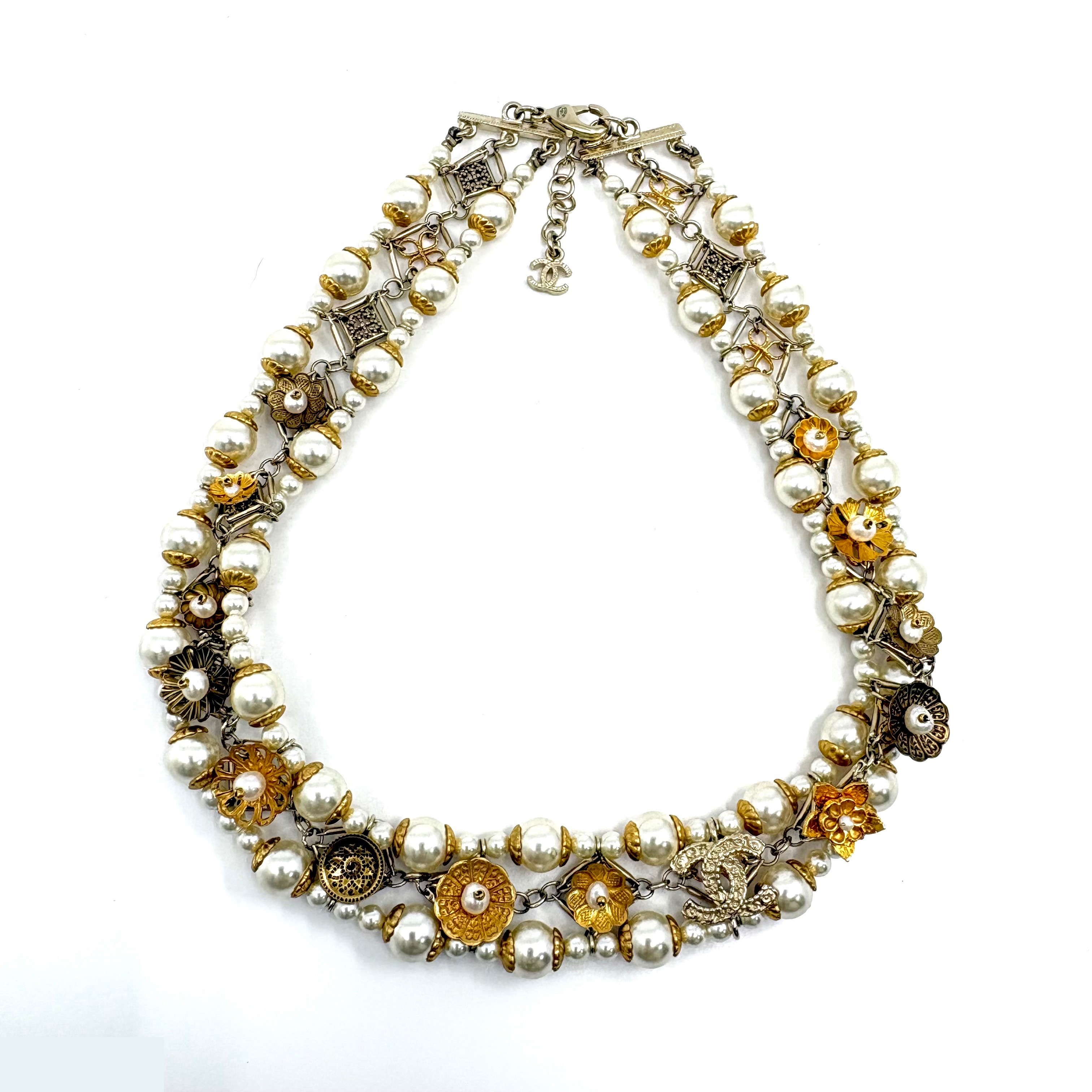 Coco Mark Pearl Choker (Precious Metal), Necklace, Pendant — view 3