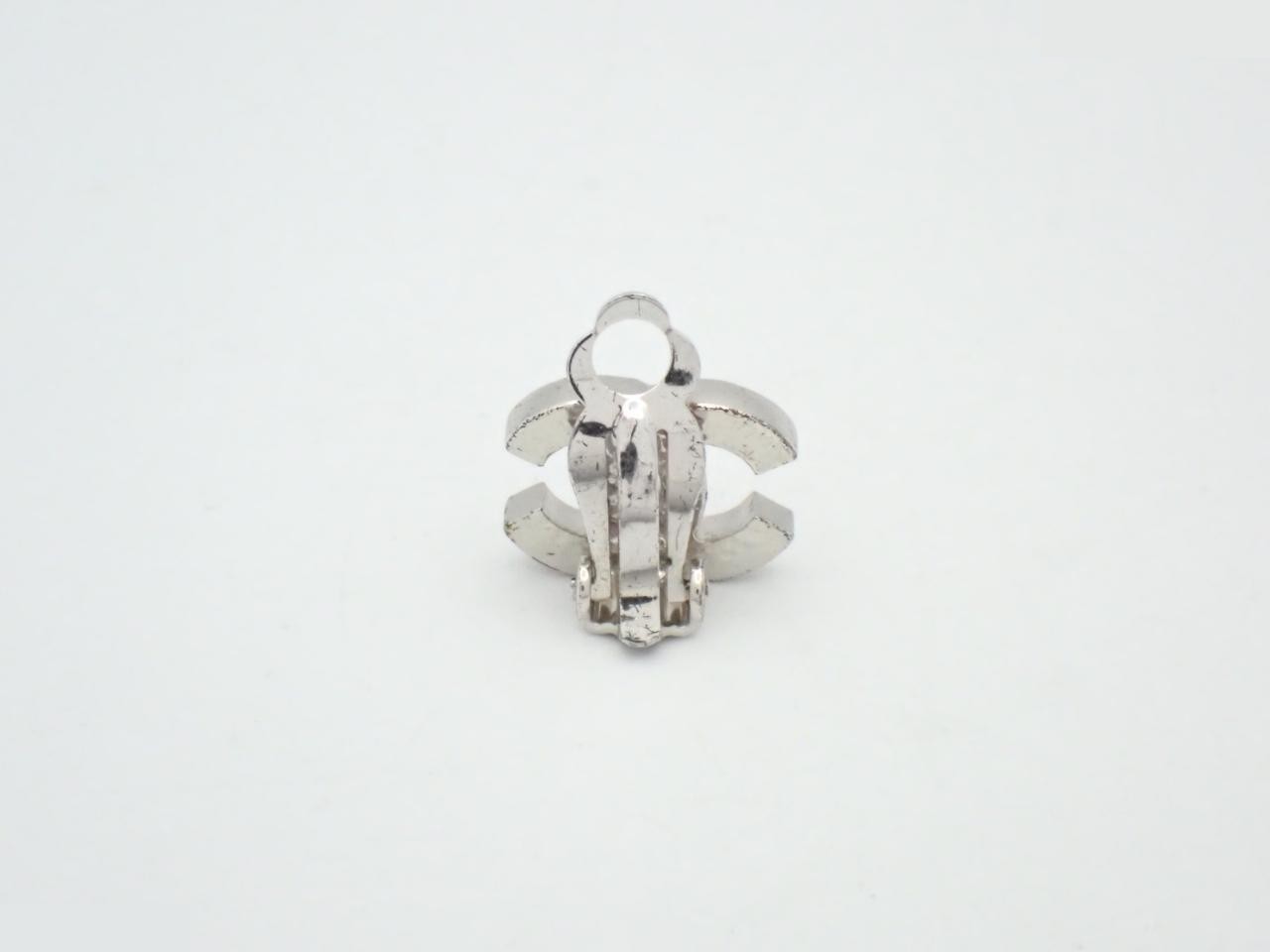 07V SV Coco Mark Rhinestone Earring (Single Earring) — view 2